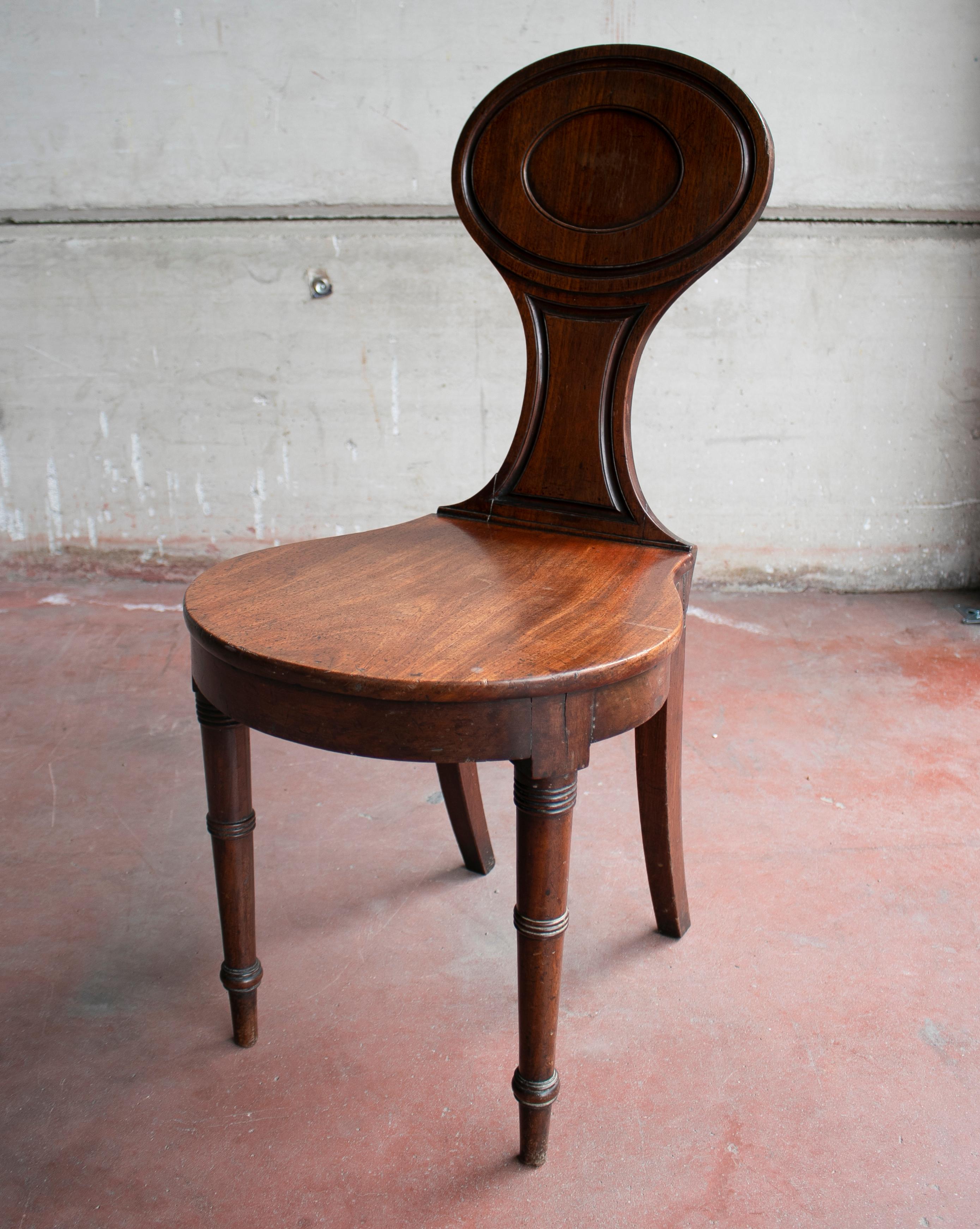 1920s English Smokers Wooden Chair In Good Condition For Sale In Marbella, ES