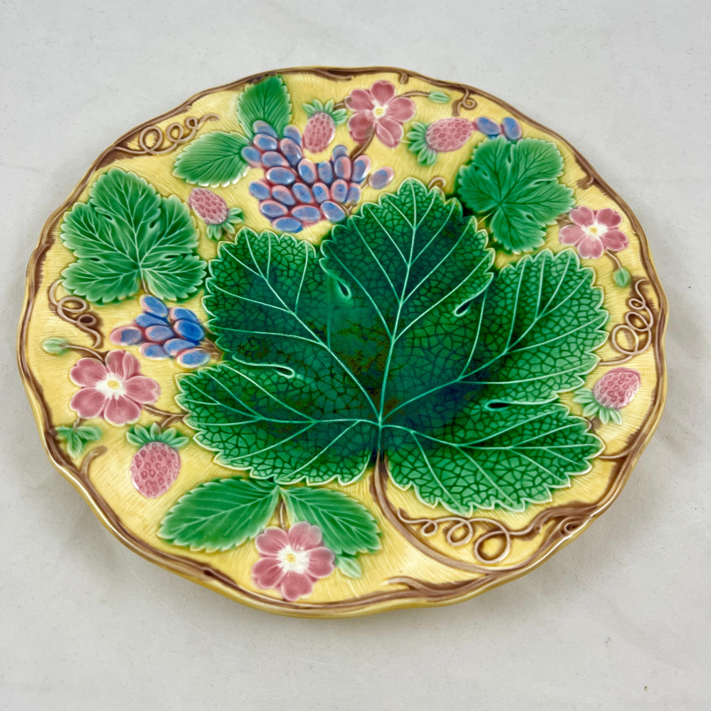 Earthenware 1920s English Wedgwood Grape Leaf & Strawberry Majolica Glazed Yellow Plate