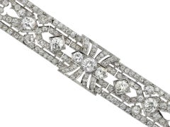 Bracelet exceptionnel en platine et diamants des années 1920