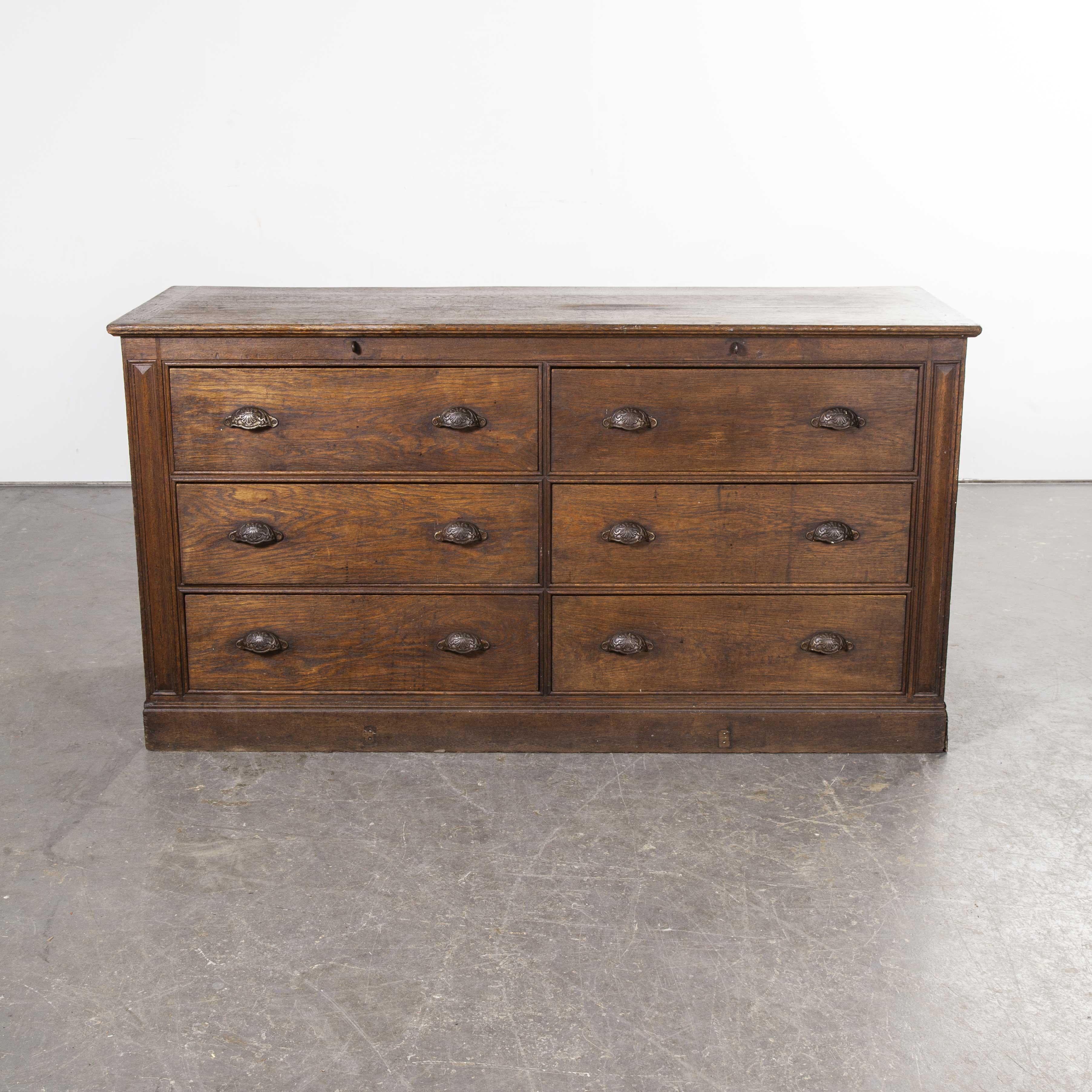 1920s Exceptional Large French Oak Bank of Drawers, Chest of Drawers In Good Condition In Hook, Hampshire
