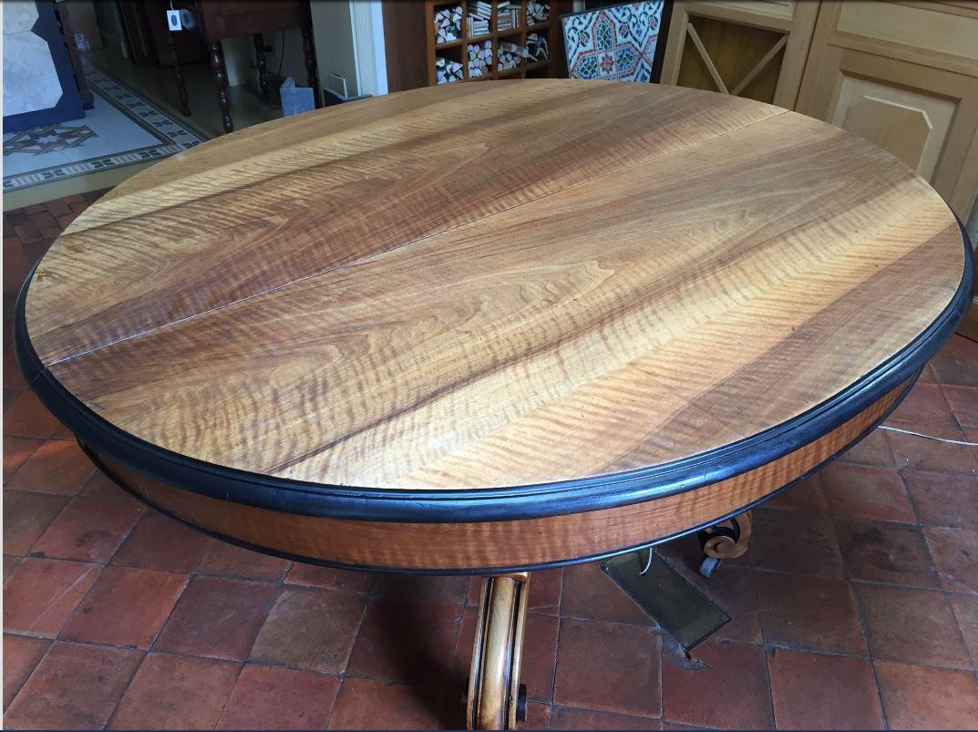 1920s Extending Walnut Italian Dining Table with Hand-Carved Base on Wheels 1