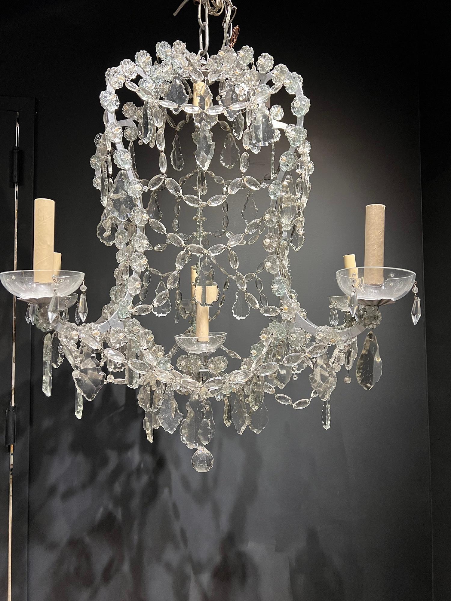 French Provincial 1920’s Fench Crystals Chandelier For Sale