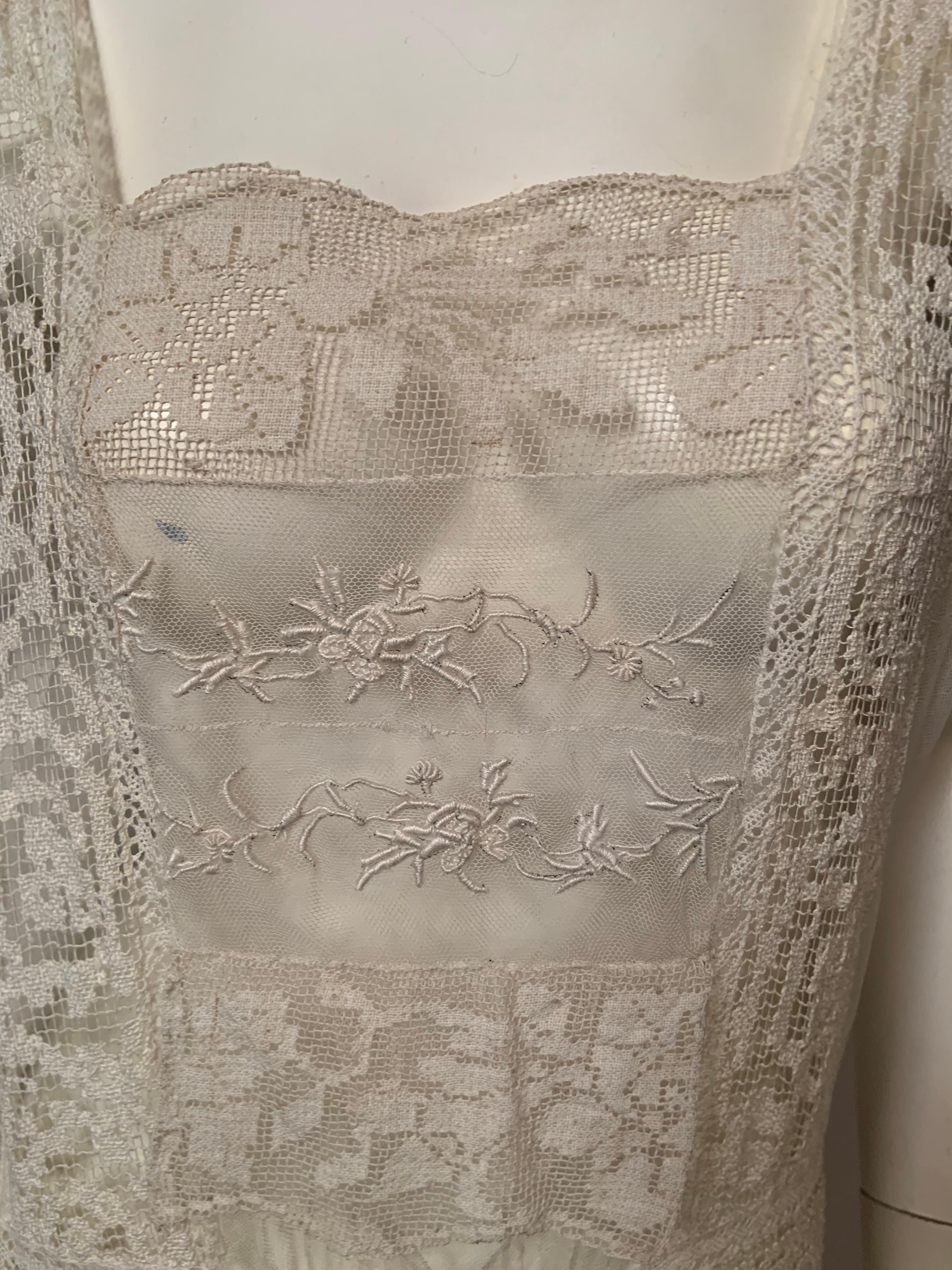 Beige 1920's Filet Lace Dress  Made in France For Sale