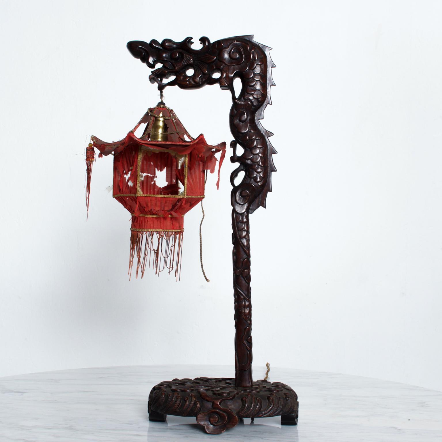 1920s Fine Antique Chinese Rosewood Dragon Table Lamp Pagoda In Fair Condition In Chula Vista, CA