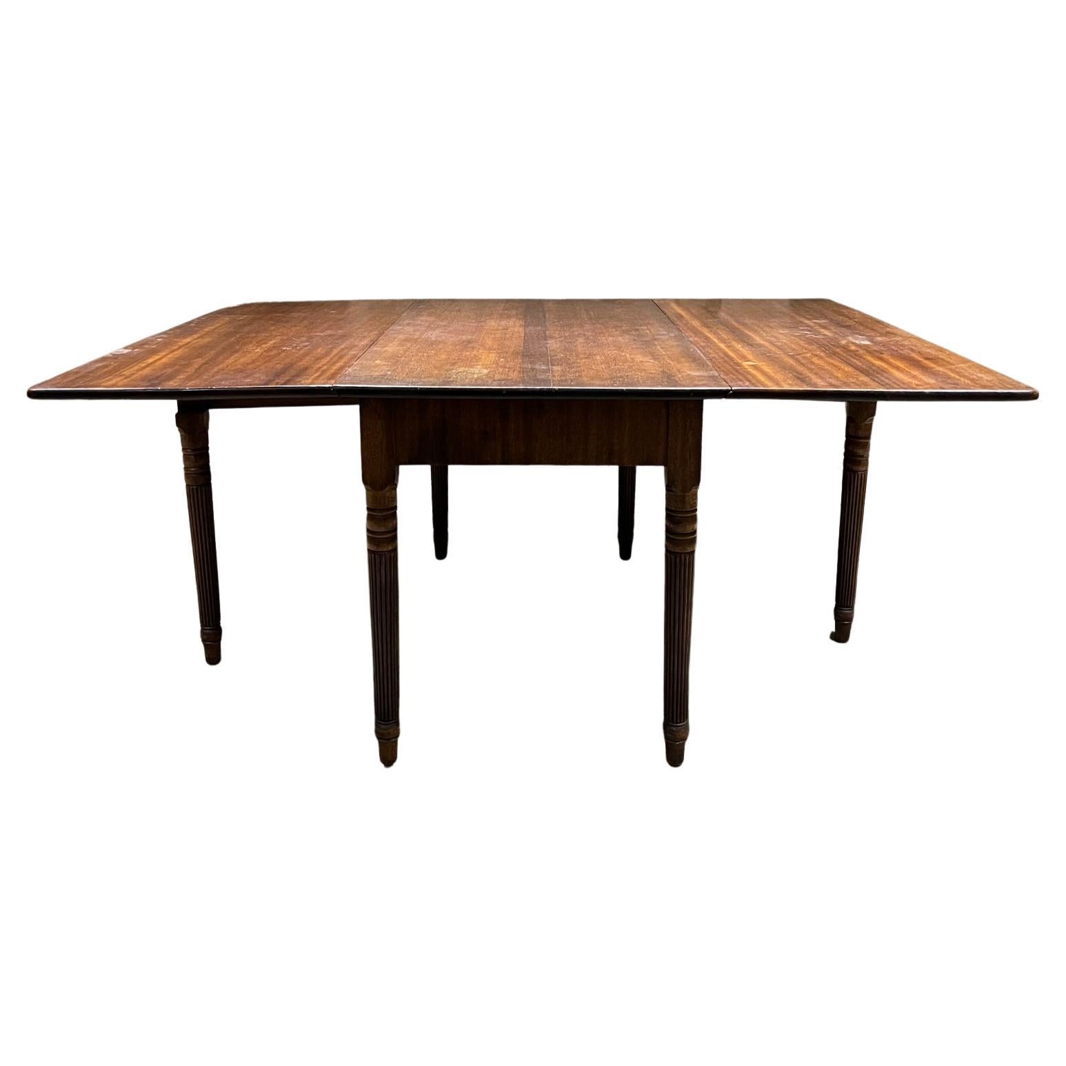 1920s Fine Gateleg Drop Leaf Dining Table Solid Mahogany Sculptural Legs For Sale