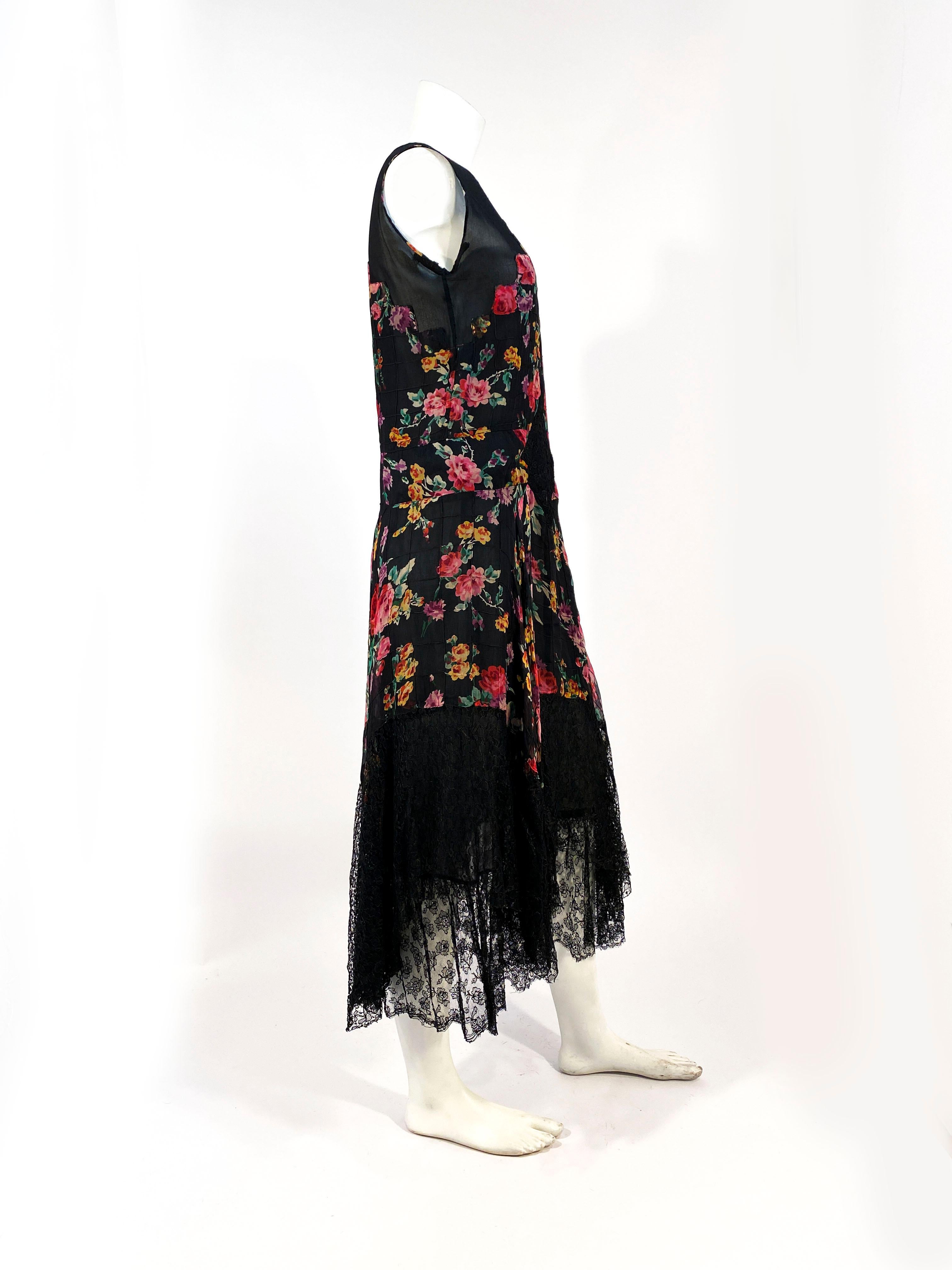 Black 1920s Floral Printed Chiffon Drop-waist Dress with Lace Accents For Sale