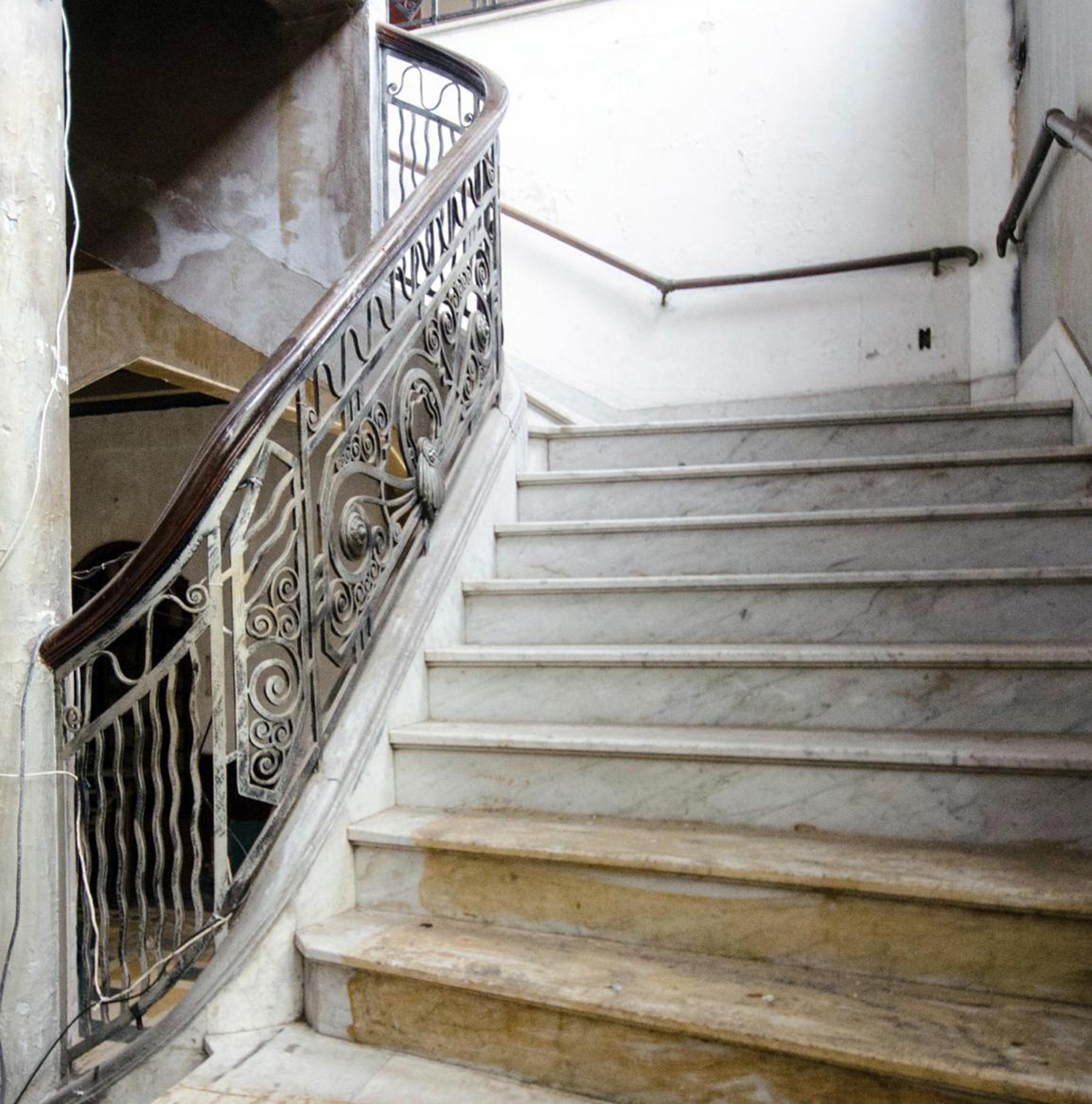 Metal 1920s Former Palacio Sudamérica's Art Déco Wrought Iron Large Railing, Uruguay