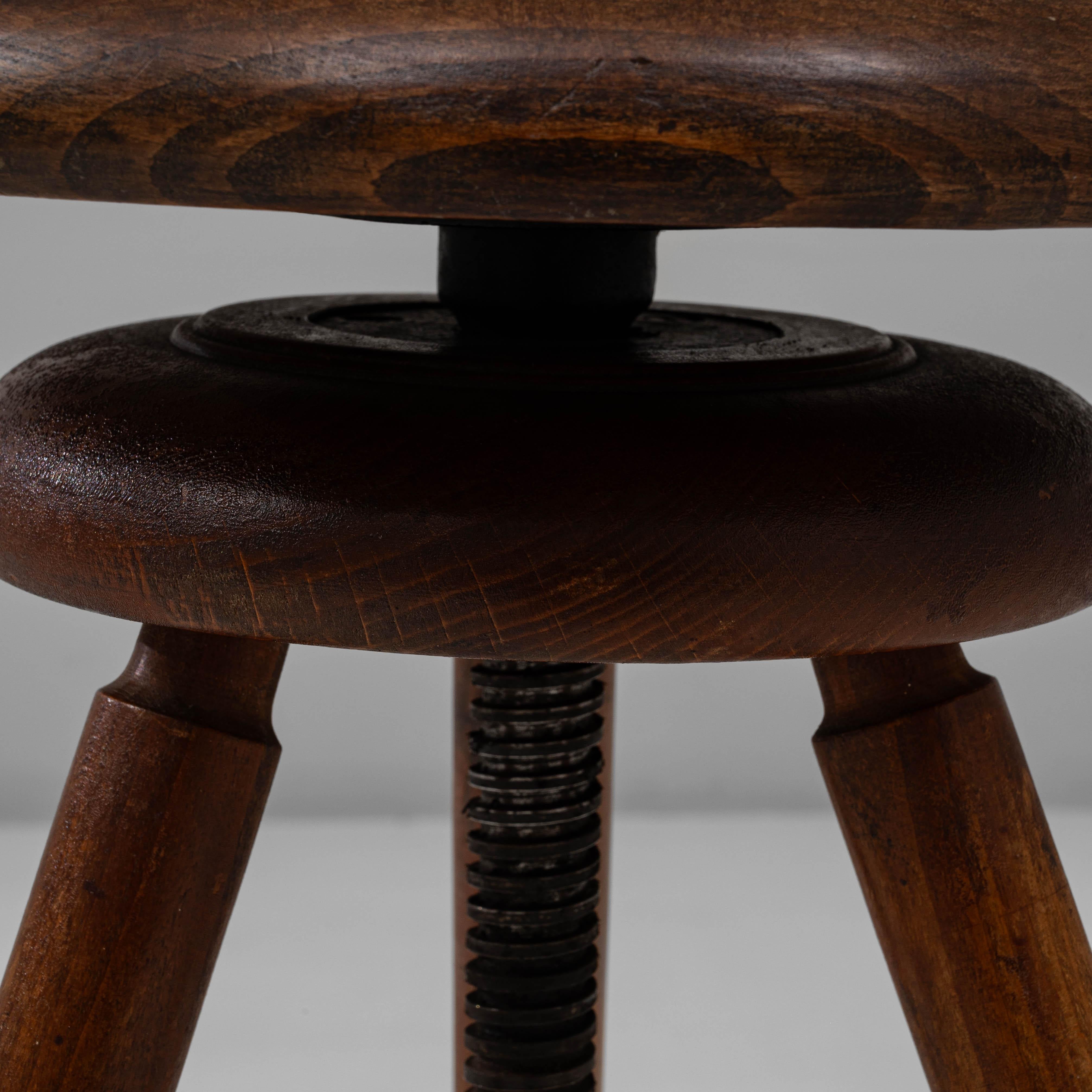 1920s French Adjustable Swivel Stool With Tripod Base For Sale 7