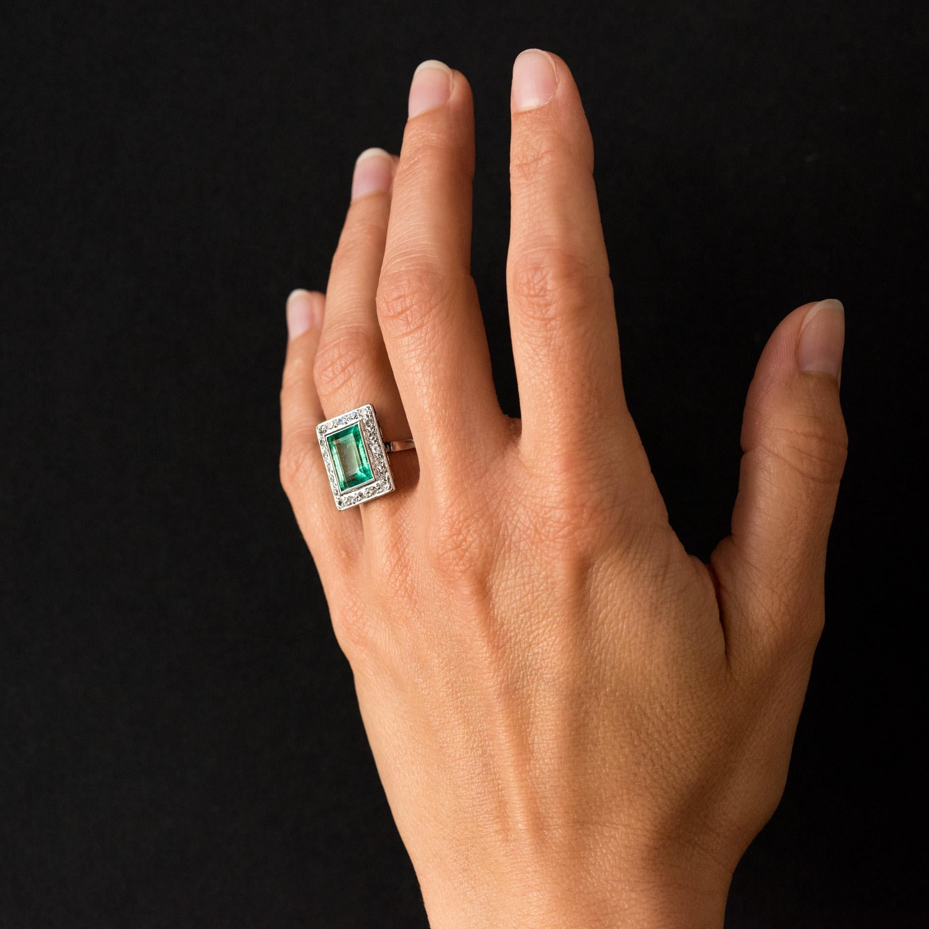 1920s French Art Deco 2.60 Carat Emerald Diamond Ring 7