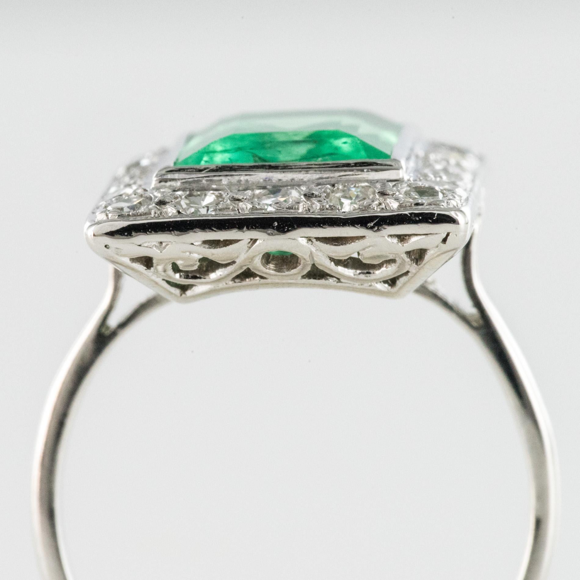 Women's 1920s French Art Deco 2.60 Carat Emerald Diamond Ring