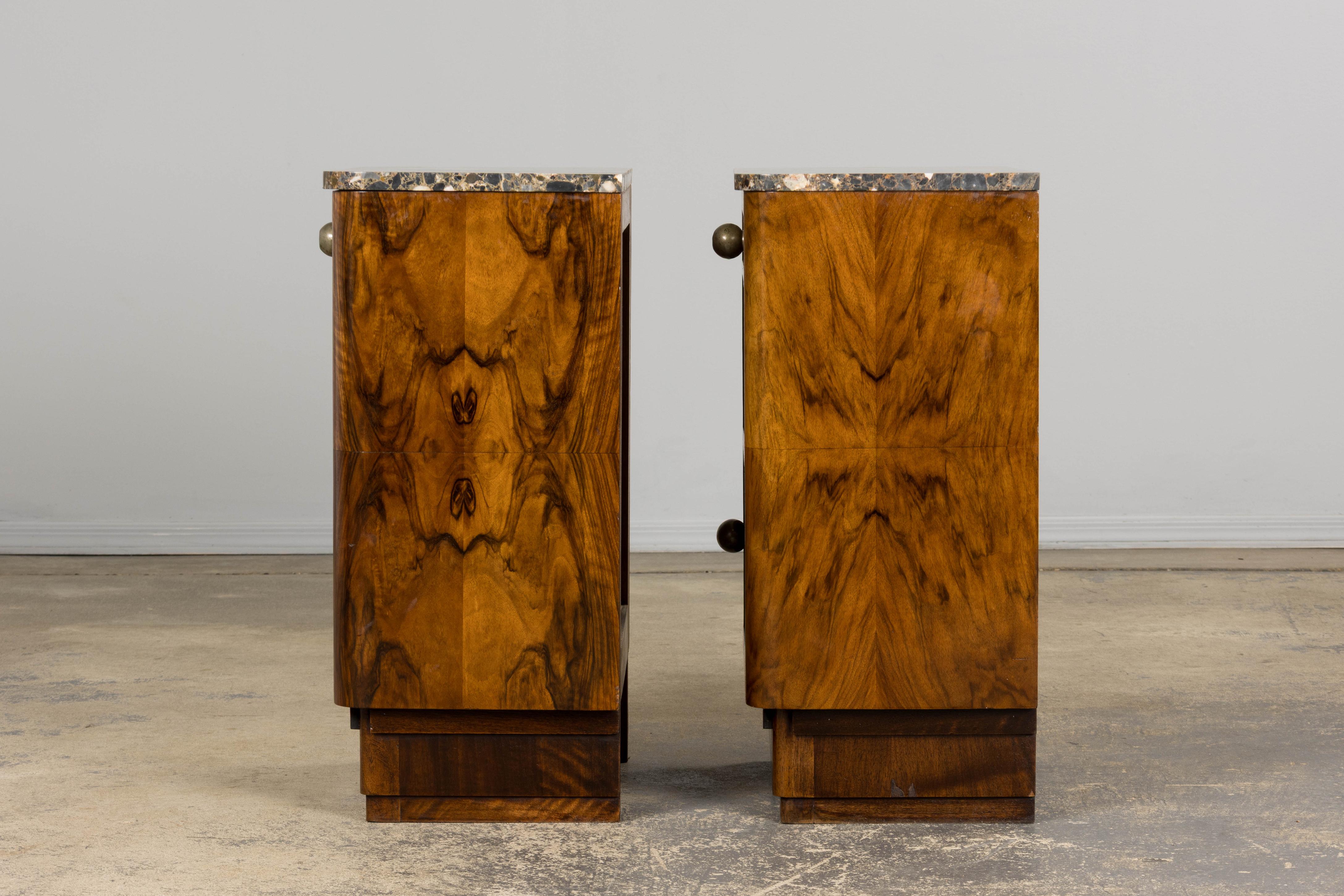 1920s French Art Deco Burl Walnut Nightstands or Side Tables W/ Marble  - A Pair For Sale 6