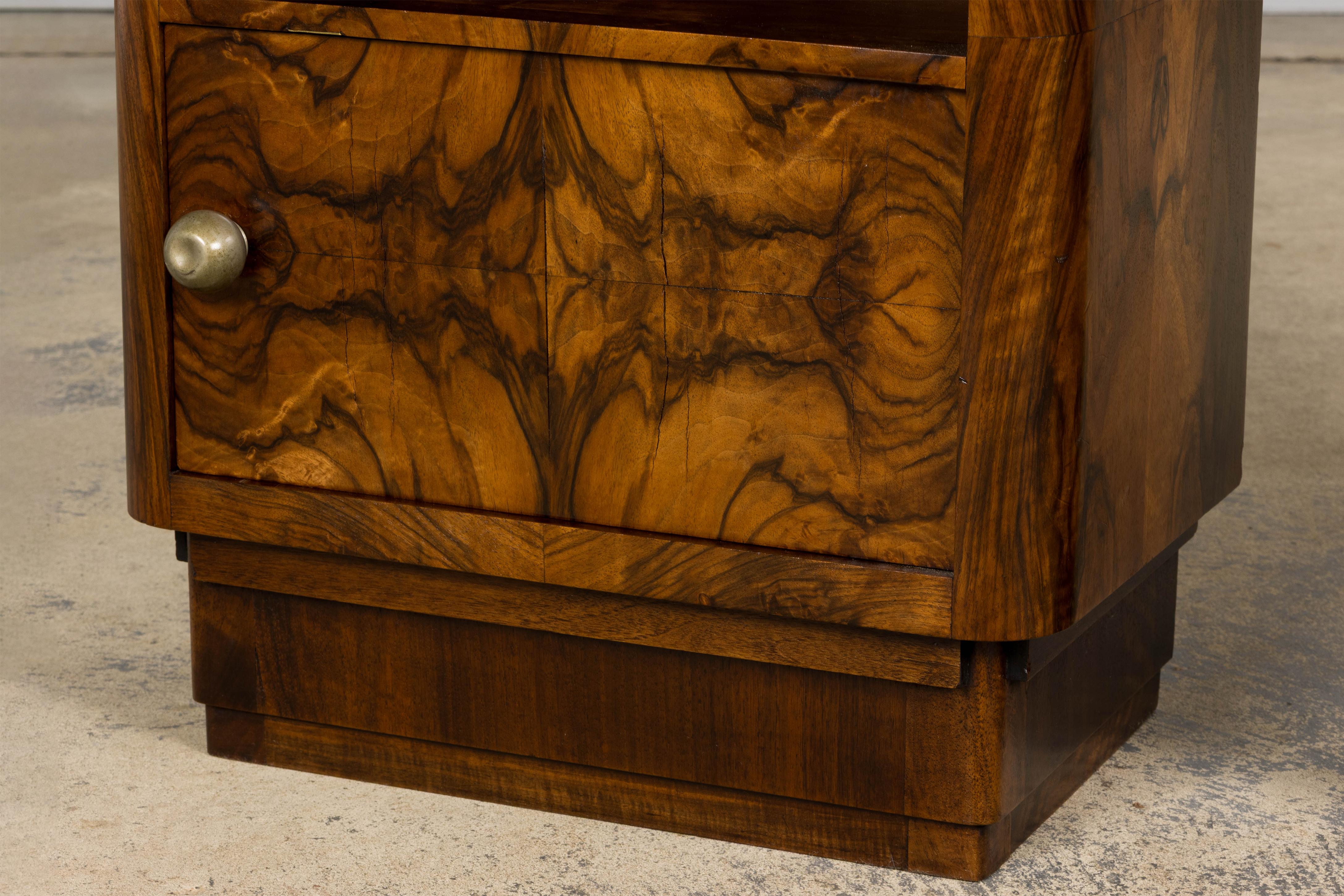 1920s French Art Deco Burl Walnut Nightstands or Side Tables W/ Marble  - A Pair For Sale 10