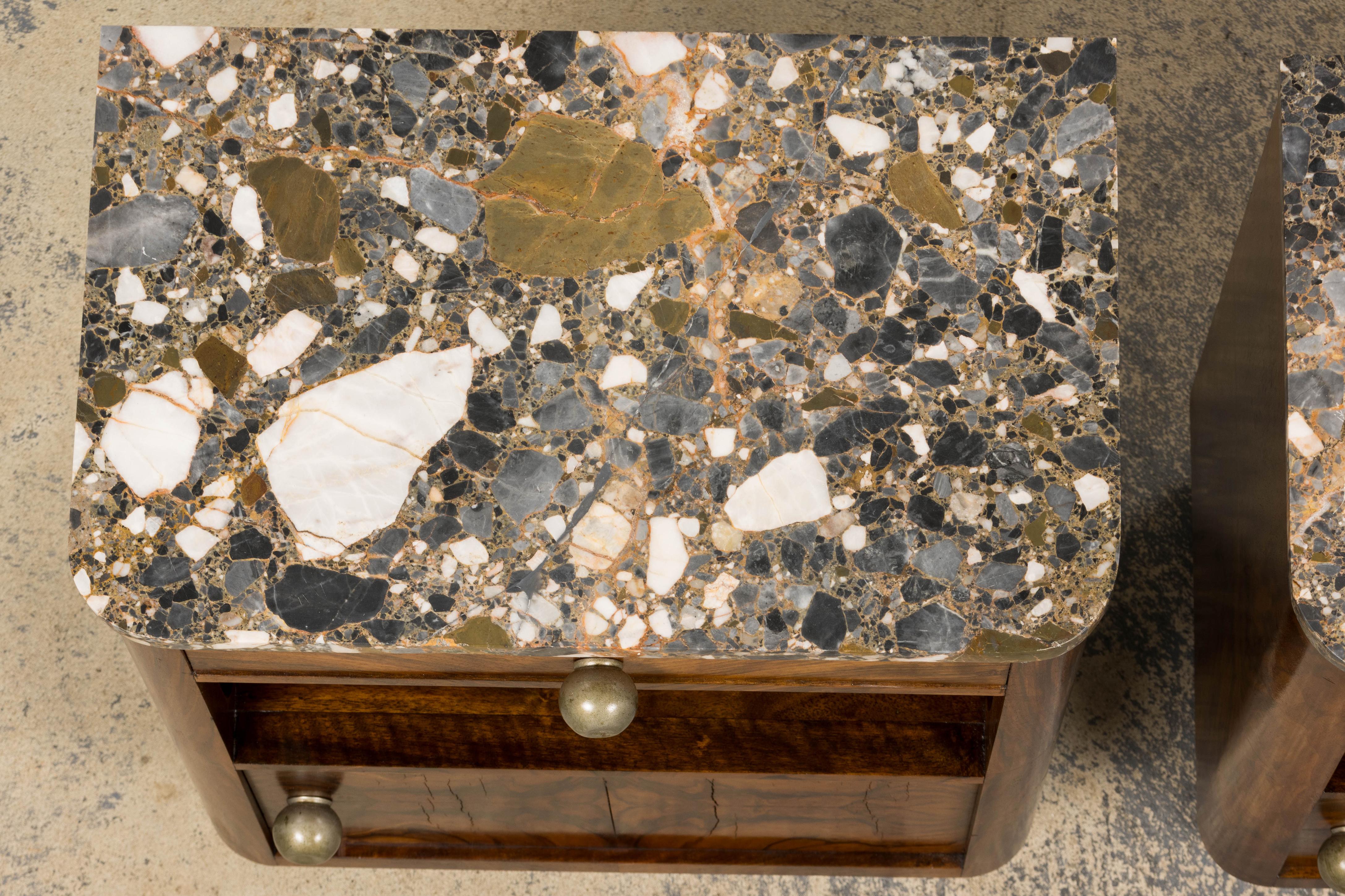1920s French Art Deco Burl Walnut Nightstands or Side Tables W/ Marble  - A Pair In Good Condition For Sale In Astoria, NY