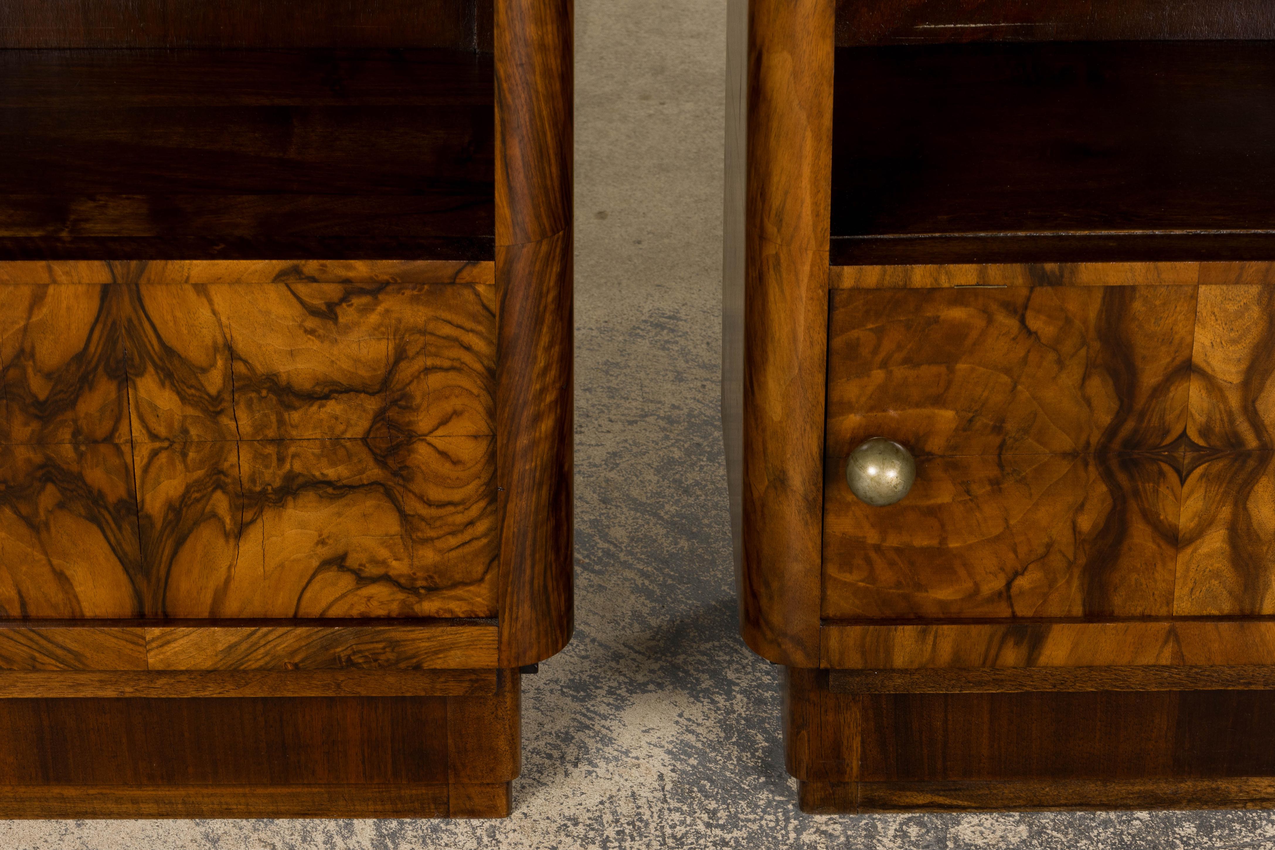 1920s French Art Deco Burl Walnut Nightstands or Side Tables W/ Marble  - A Pair For Sale 1