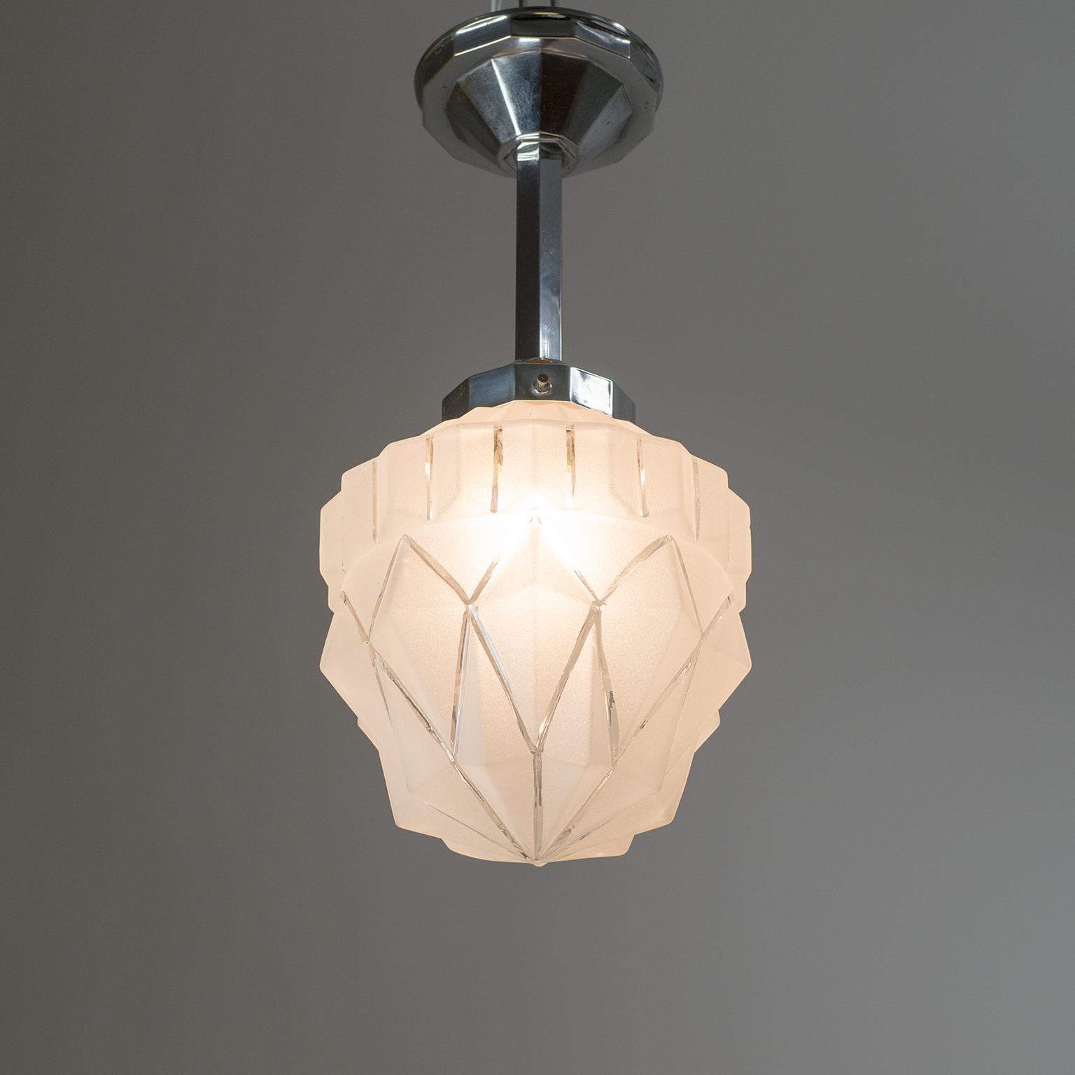 1920s French Art Deco Ceiling Light, Chrome and Frosted Glass In Good Condition In Vienna, AT