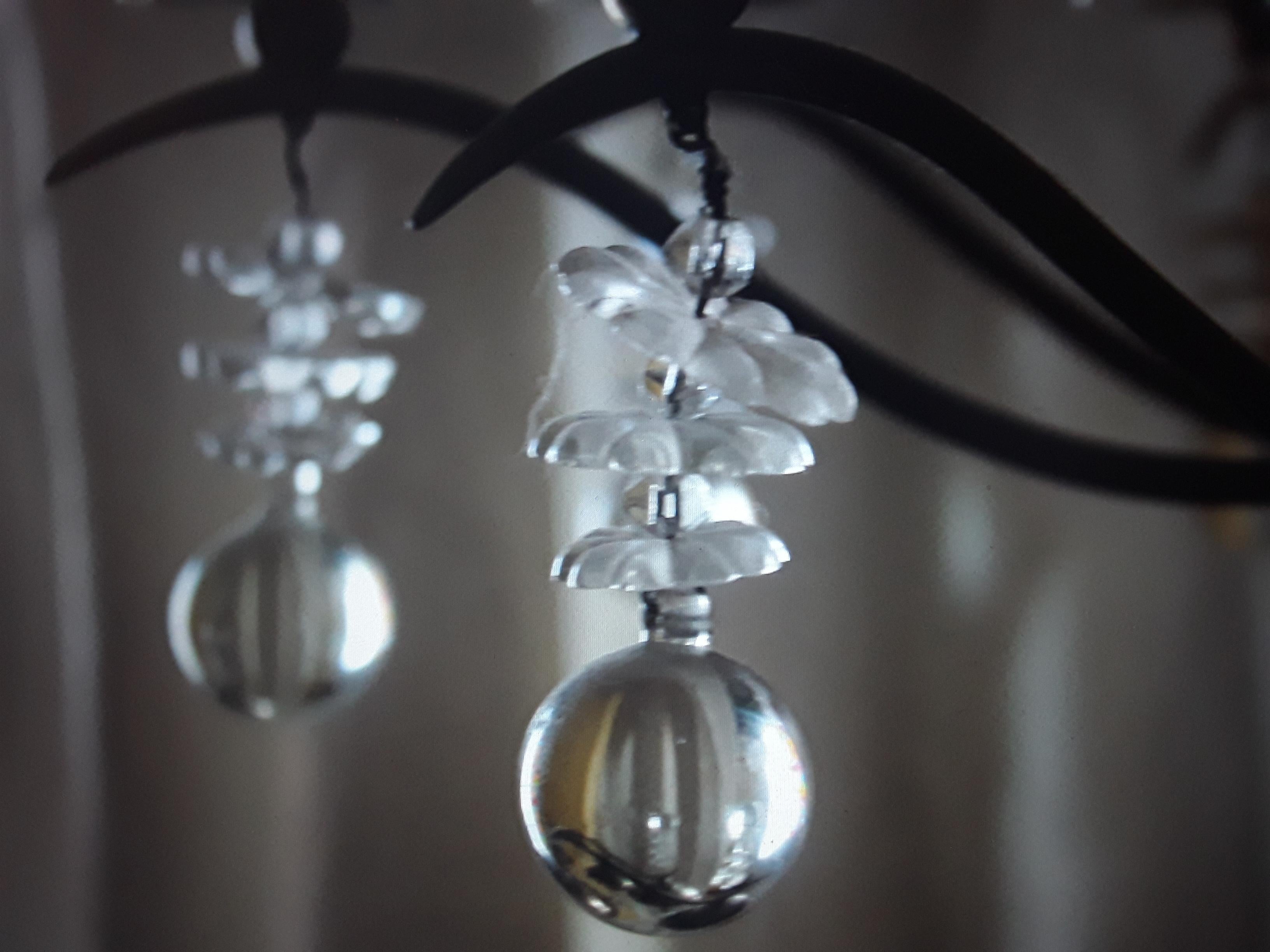 1920's French Art Deco Floral & Vase 23 Light Chandelier Deluxe by Maison Bagues For Sale 4