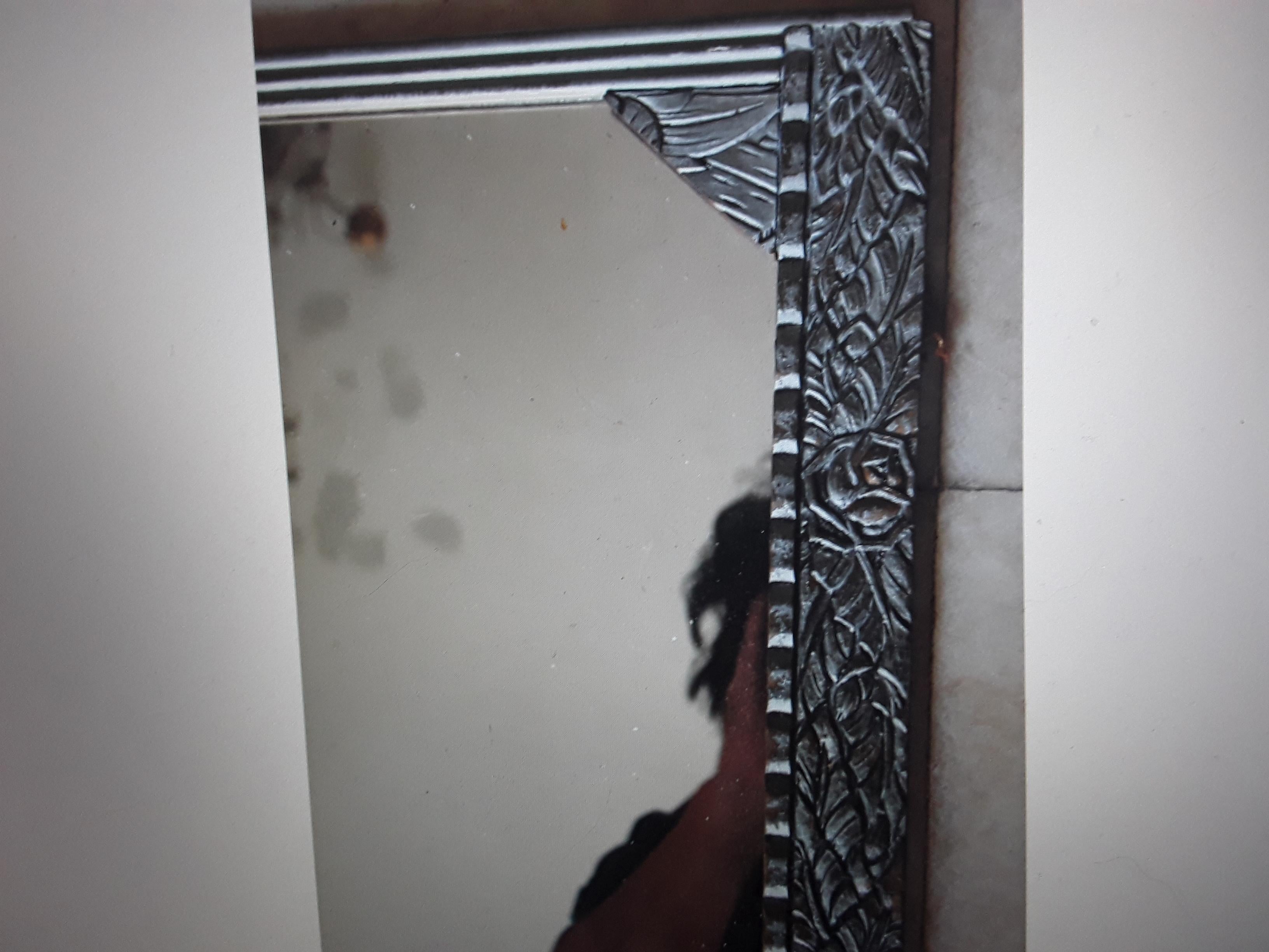 1920's French Art Deco Highly Carved and Distressed Silvered Wood Wall Mirror For Sale 2