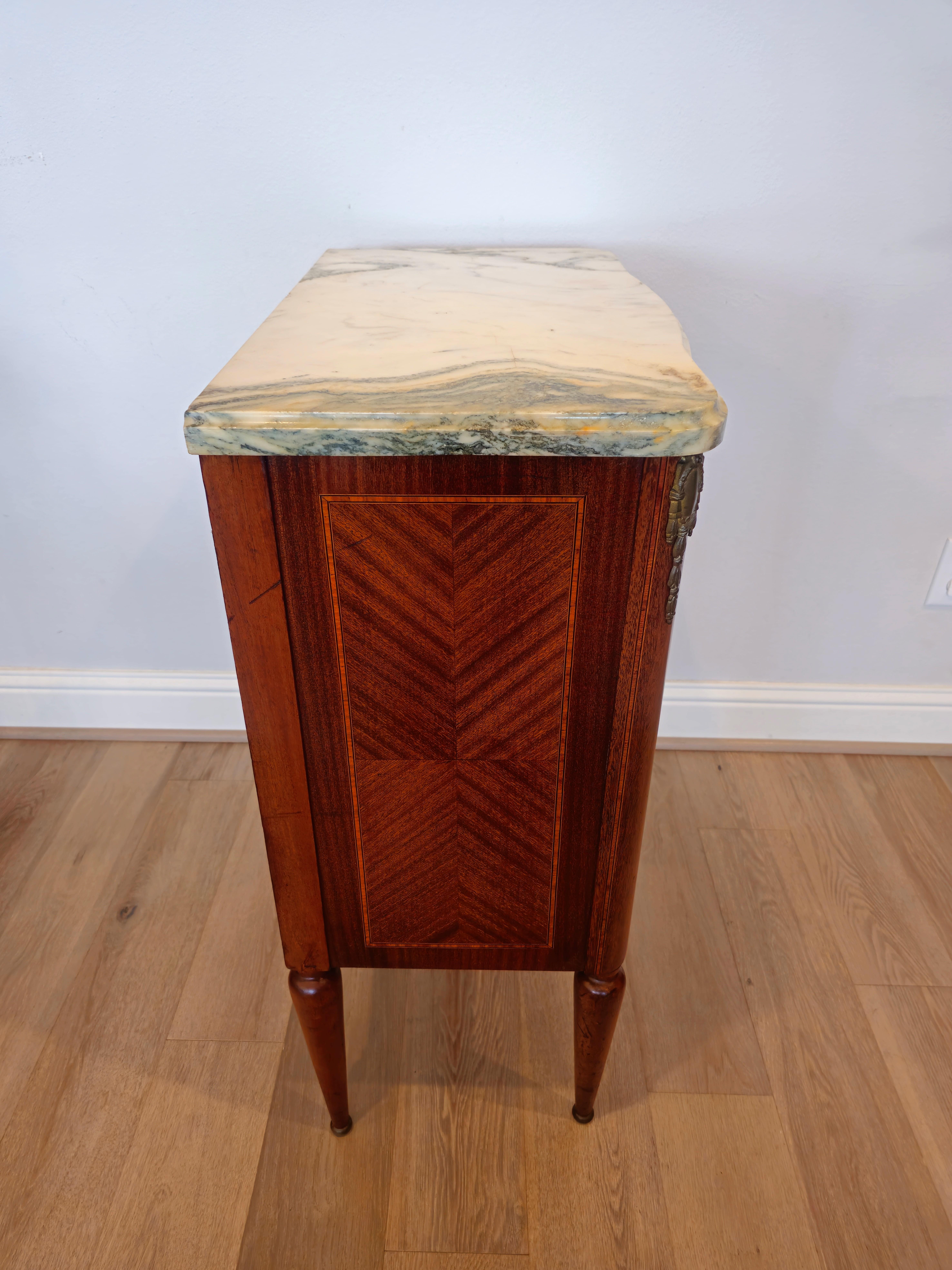 1920s French Art Deco Louis XVI Style Mahogany Bedside Cabinet  For Sale 4