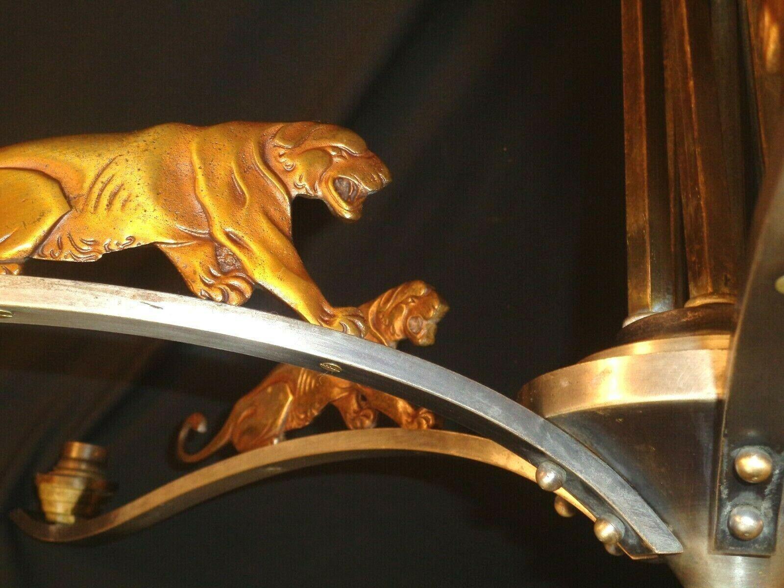 Early 20th Century 1920s French Art Deco Nickel Framed Bronze Figural Roaring Tiger Chandelier For Sale