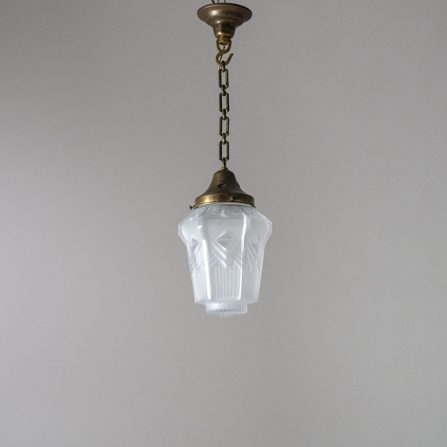 1920s French Art Deco Pendant, Brass and Geometric Glass 7