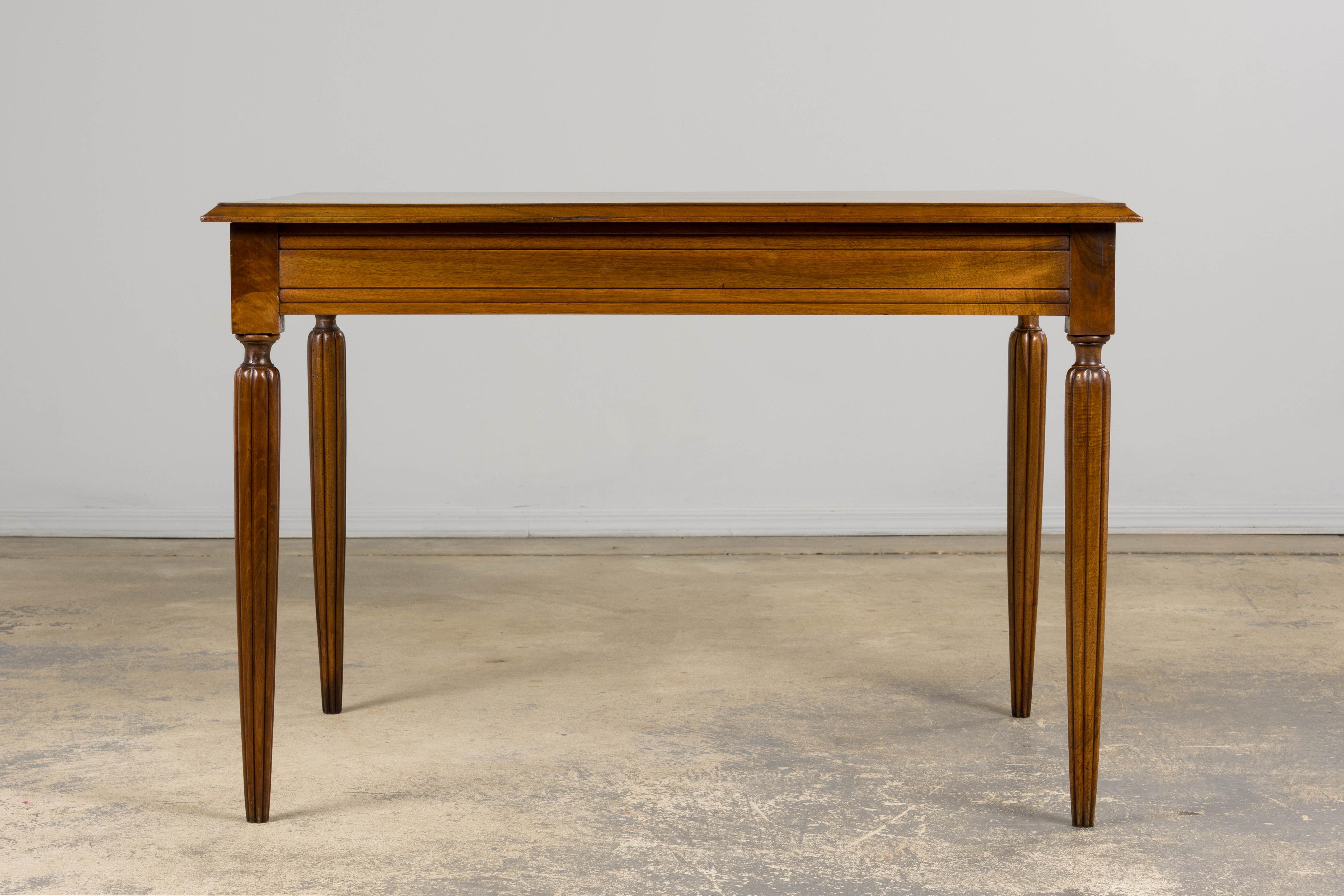 1920s French Art Deco Walnut Writing Table For Sale 11