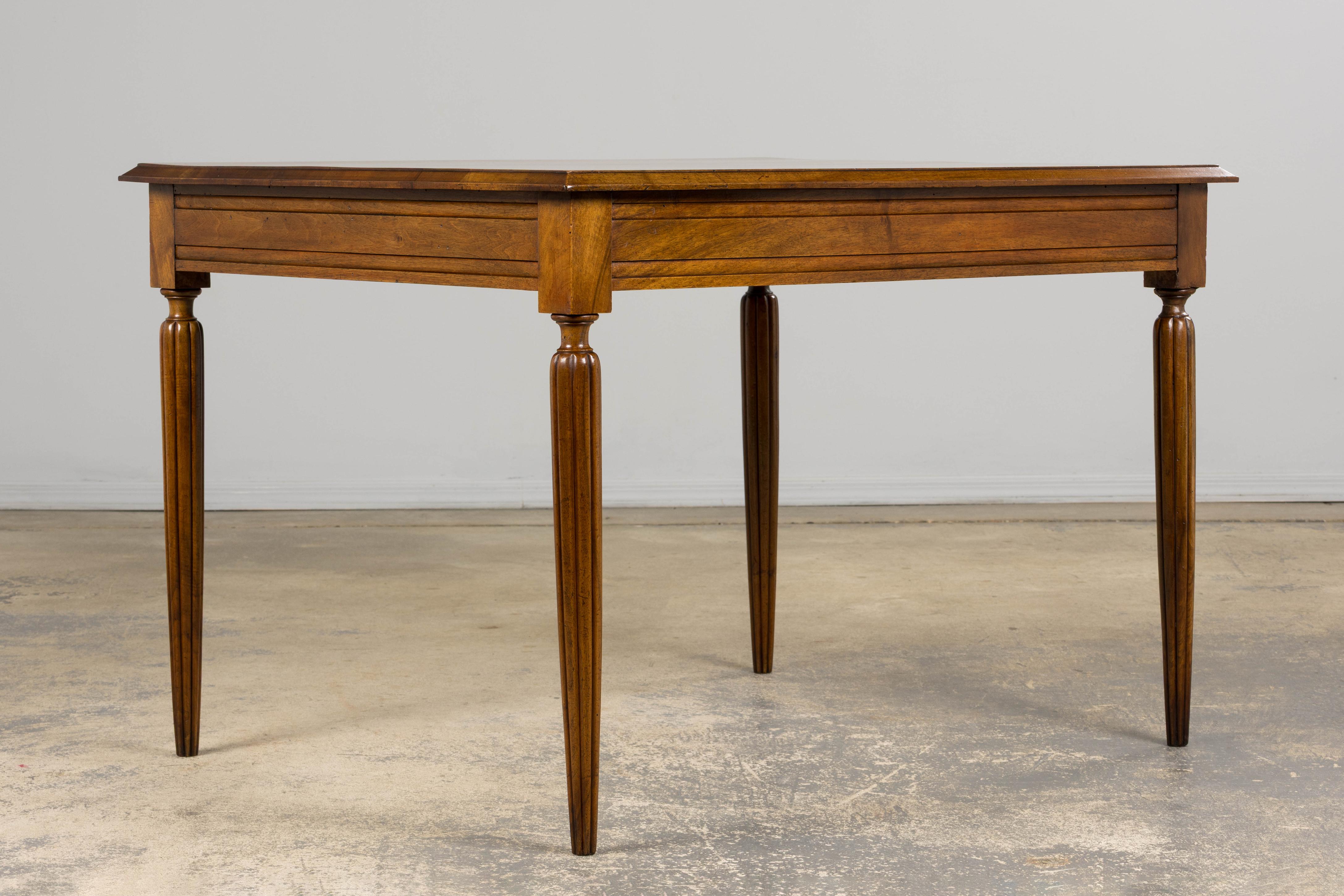 1920s French Art Deco Walnut Writing Table For Sale 2