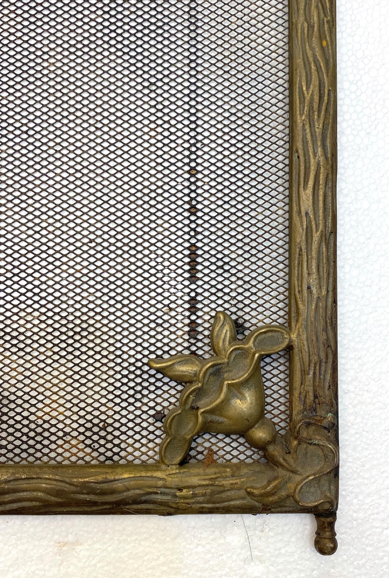 1920s French Art Nouveau 4 Section Steel & Brass Floral Detail Fireplace Screen In Good Condition In New York, NY