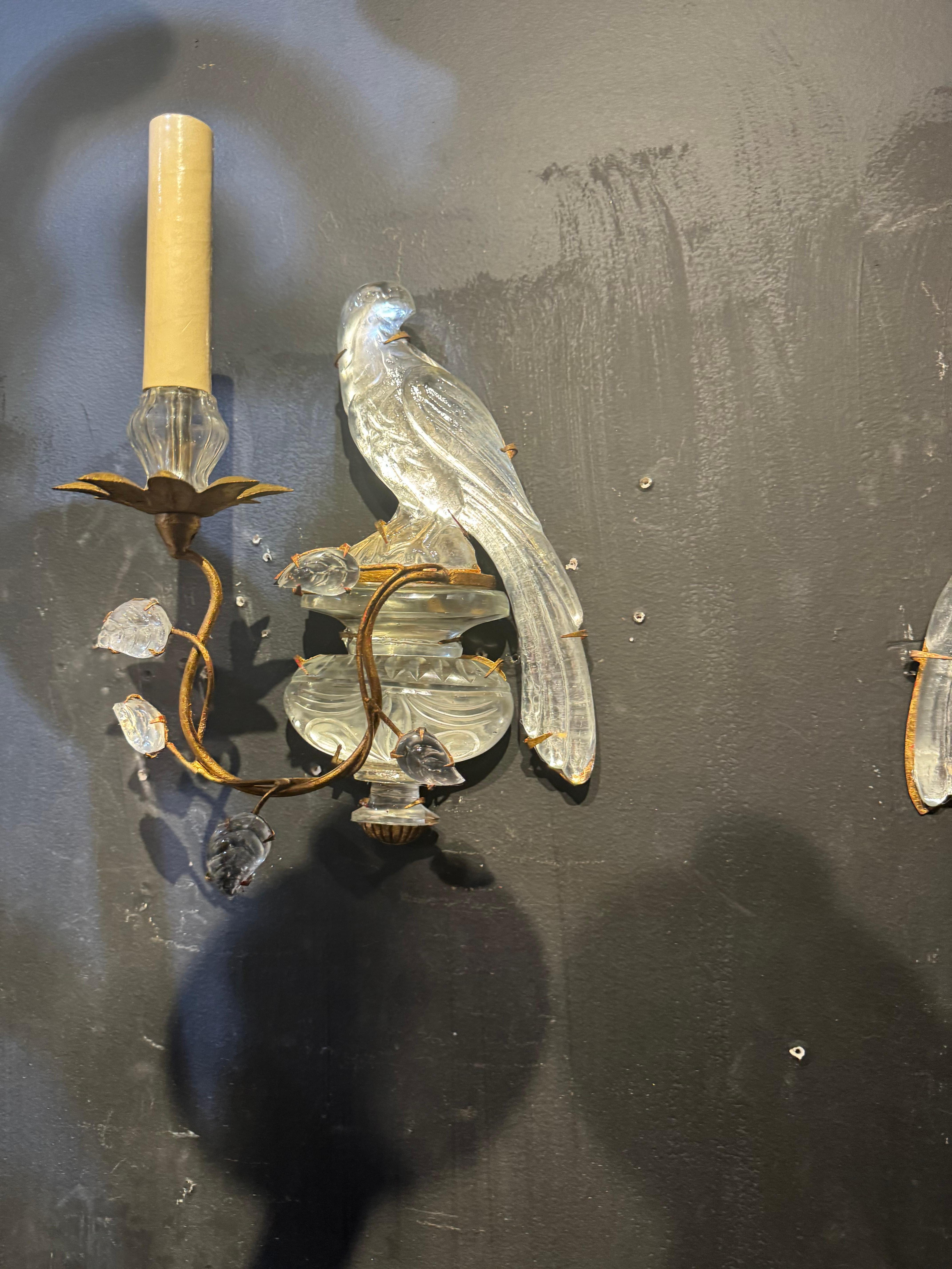 Apliques de Pájaro Bagues Franceses de 1920 con 1 Luz de Hoja de Oro Dorado en venta