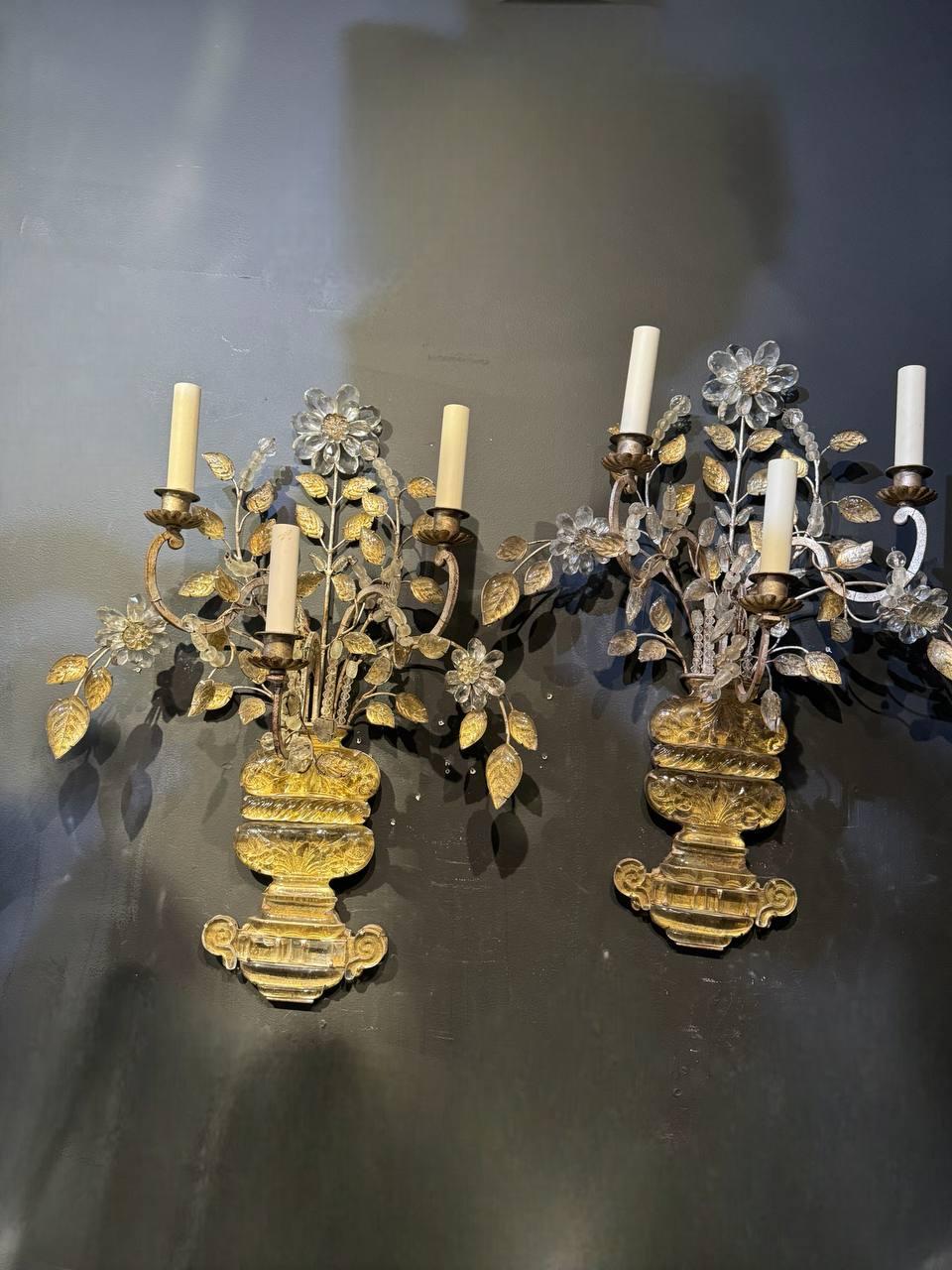 Inizio XX secolo Grande applique a tre luci in foglia d'argento Bagues francese degli anni '20 in vendita