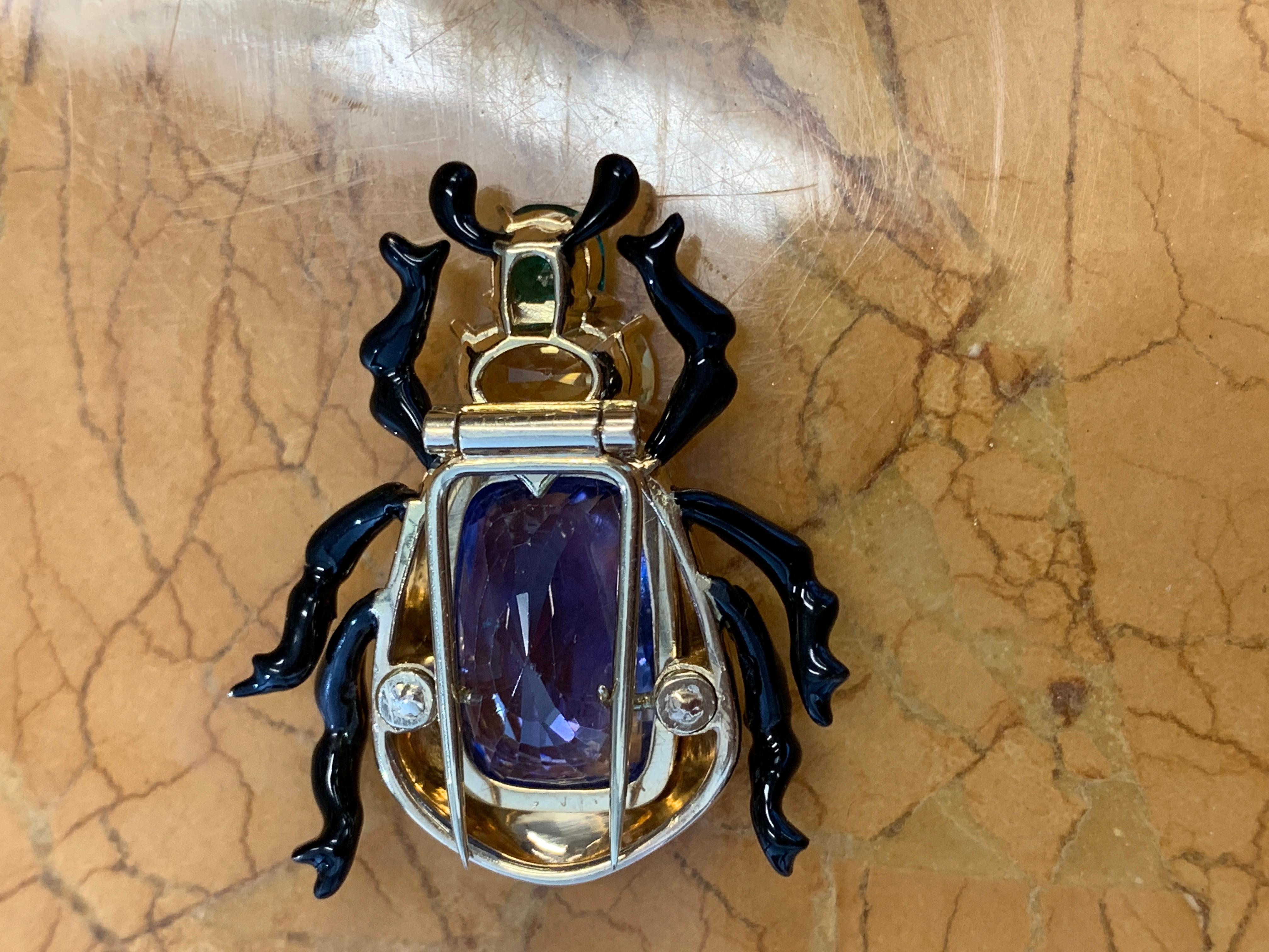 1920's FRENCH BEETLE CLIP In Good Condition For Sale In San Antonio, TX