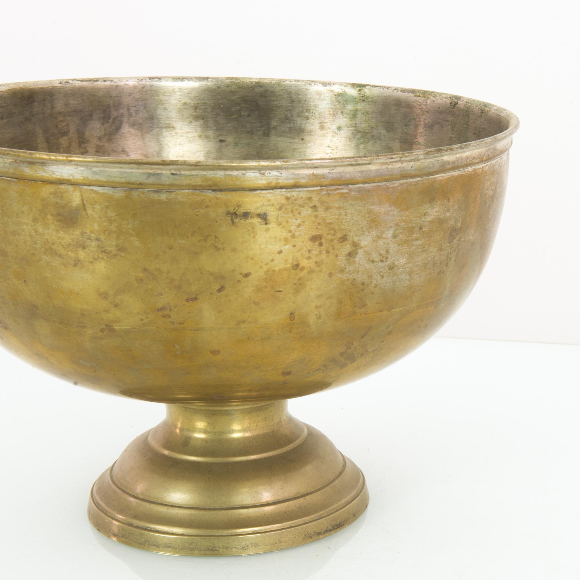 1920s French Brass Bowl In Good Condition In High Point, NC