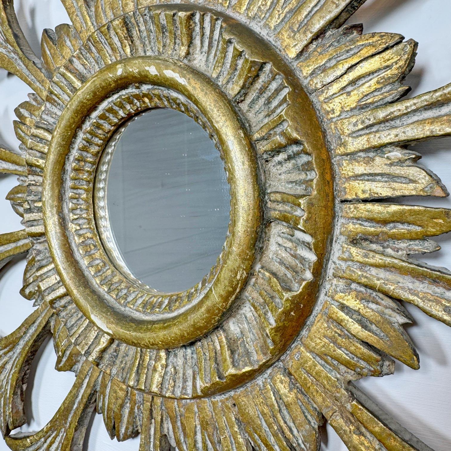 1920er Jahre Französisch geschnitzt Giltwood Sunburst Spiegel im Zustand „Gut“ im Angebot in Hastings, GB