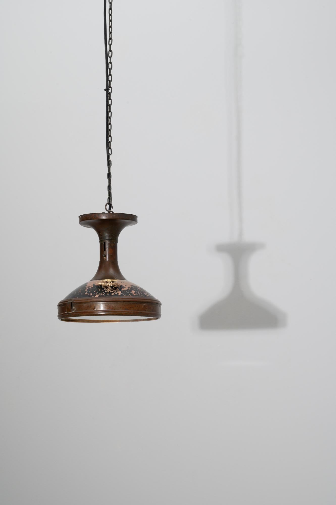 Lámpara colgante industrial francesa de cobre de los años 20 en venta 4