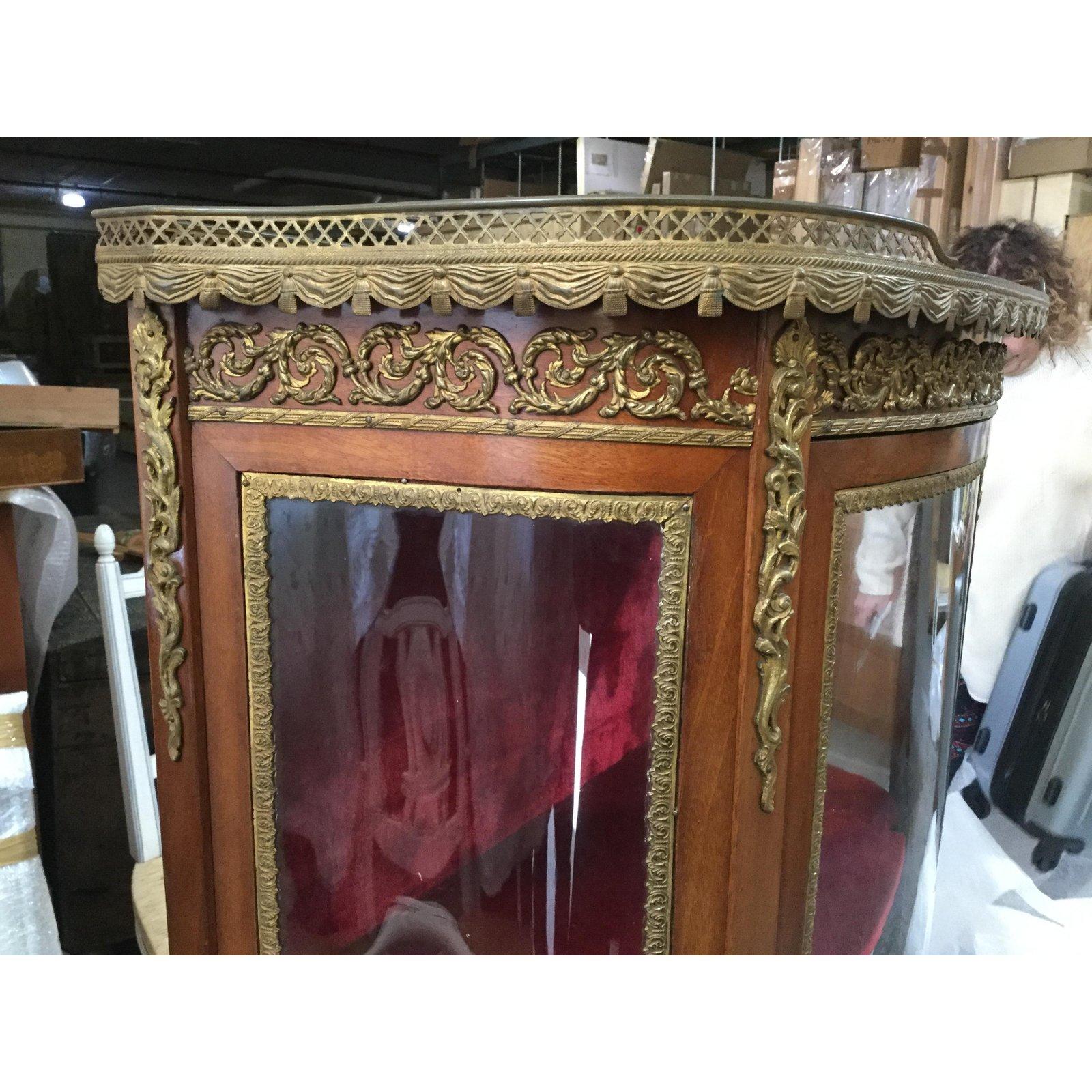 Louis XV 1920s French Curio Cabinet