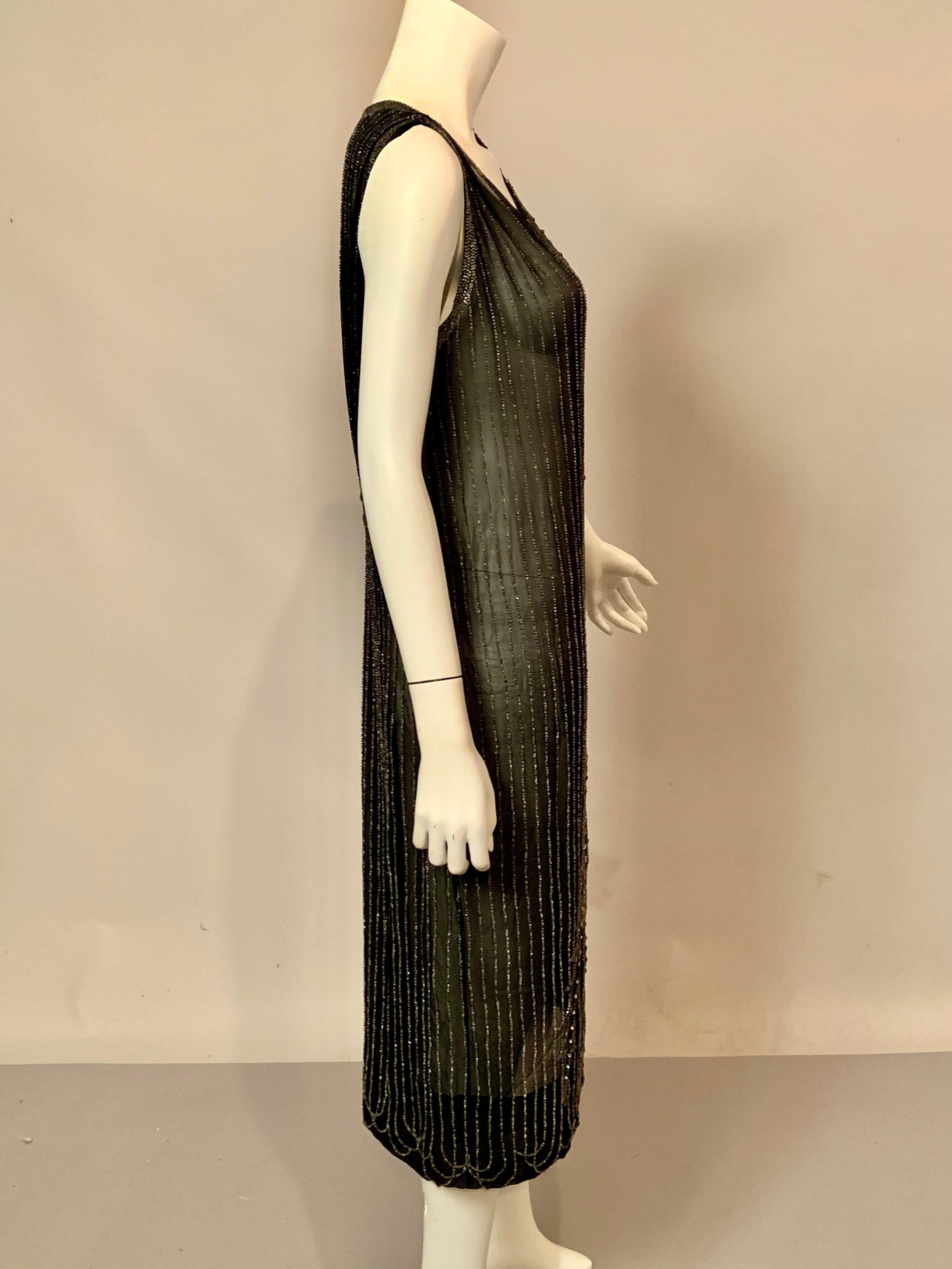 1920's French Flapper Dress  Black Silk with Sparkling Beadwork For Sale 6
