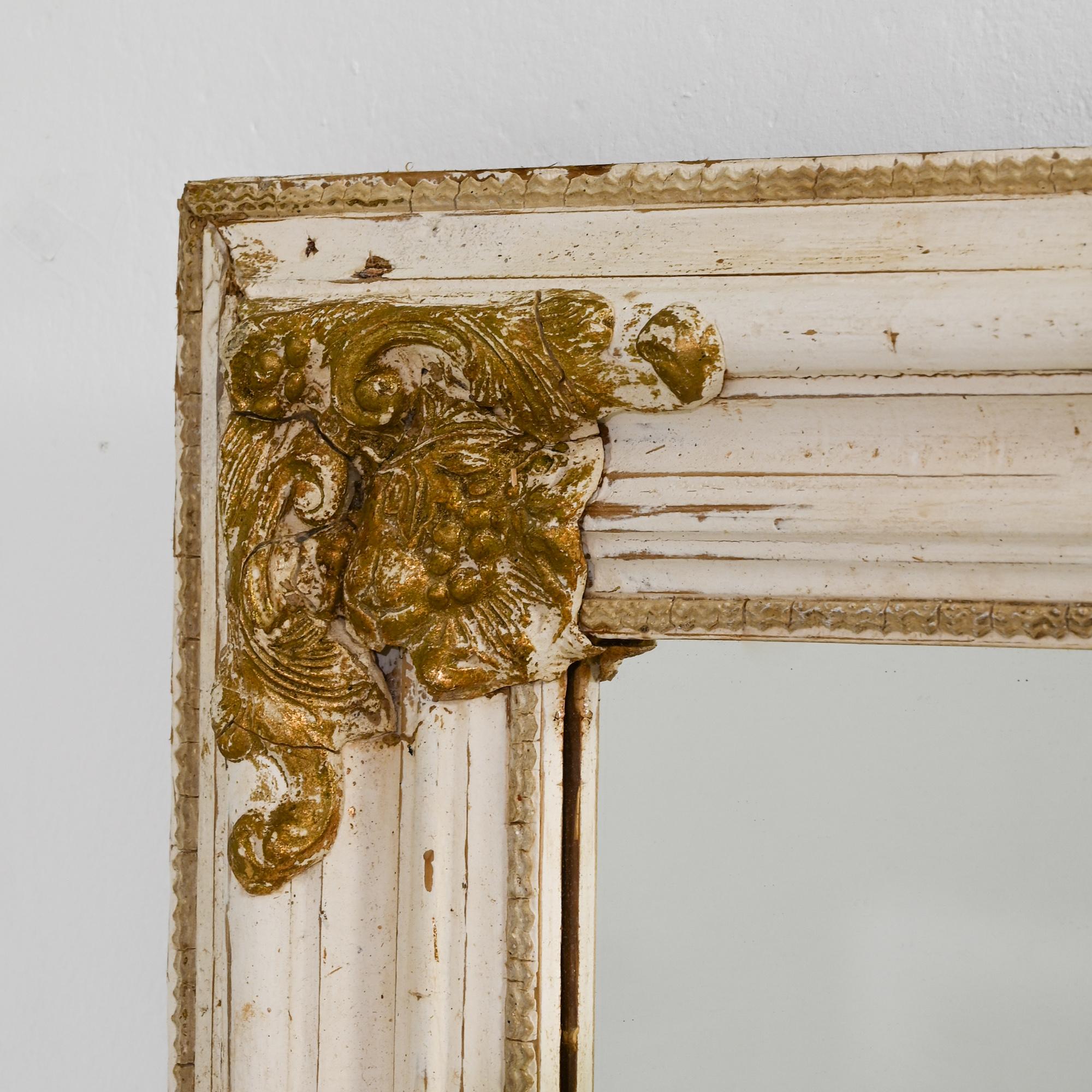 1920s French Gilded White Wall Mirror 2