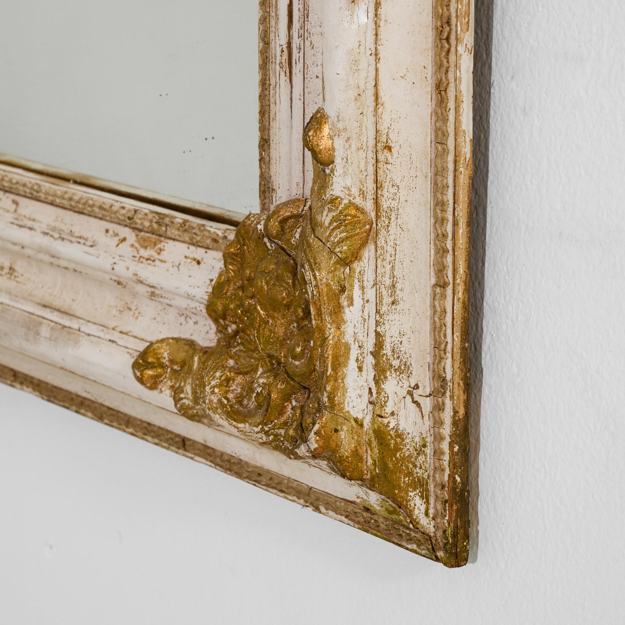 1920s French Gilded White Wall Mirror 3