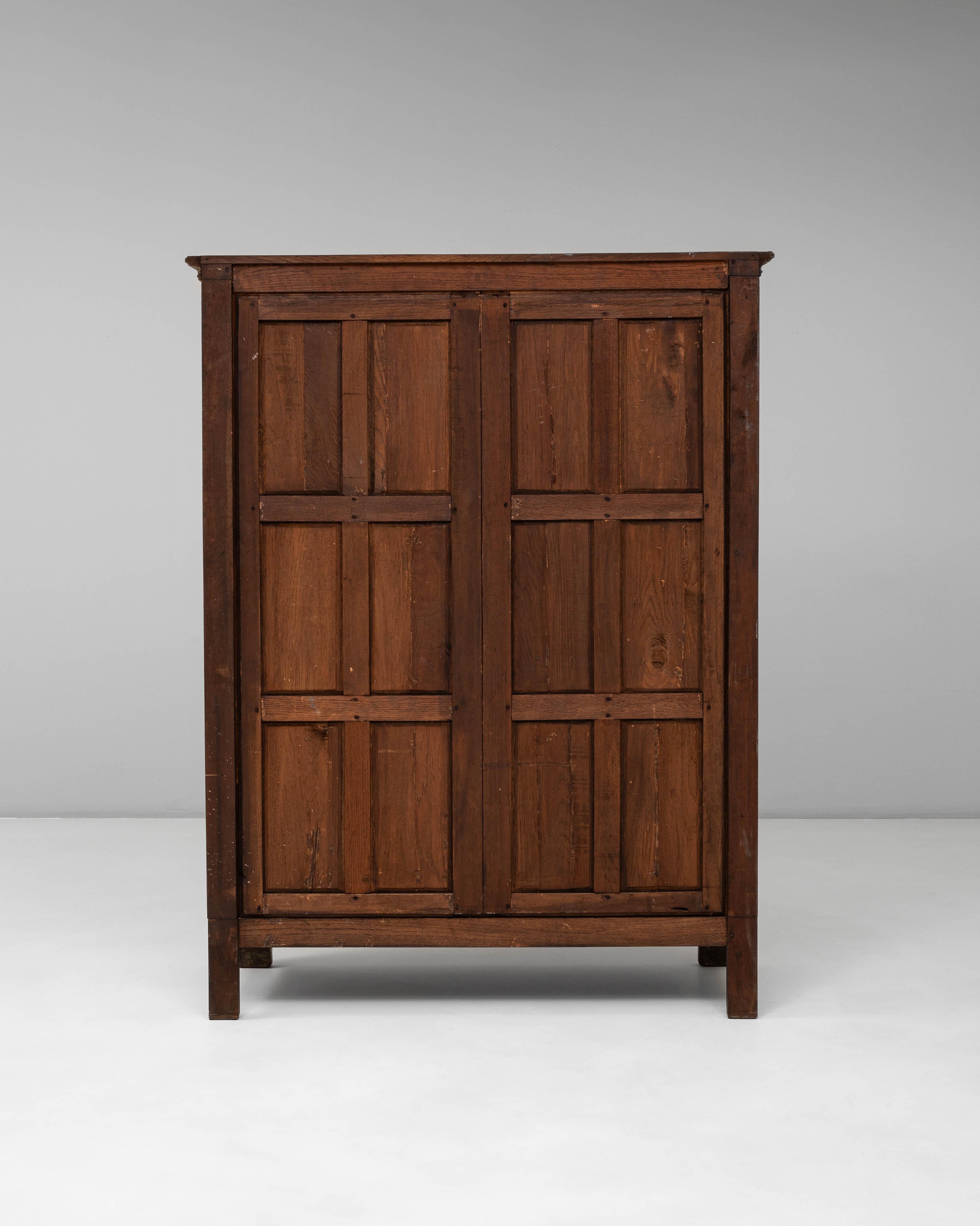 Armadio gotico francese degli anni '20 in Oak con patina originale in vendita 7