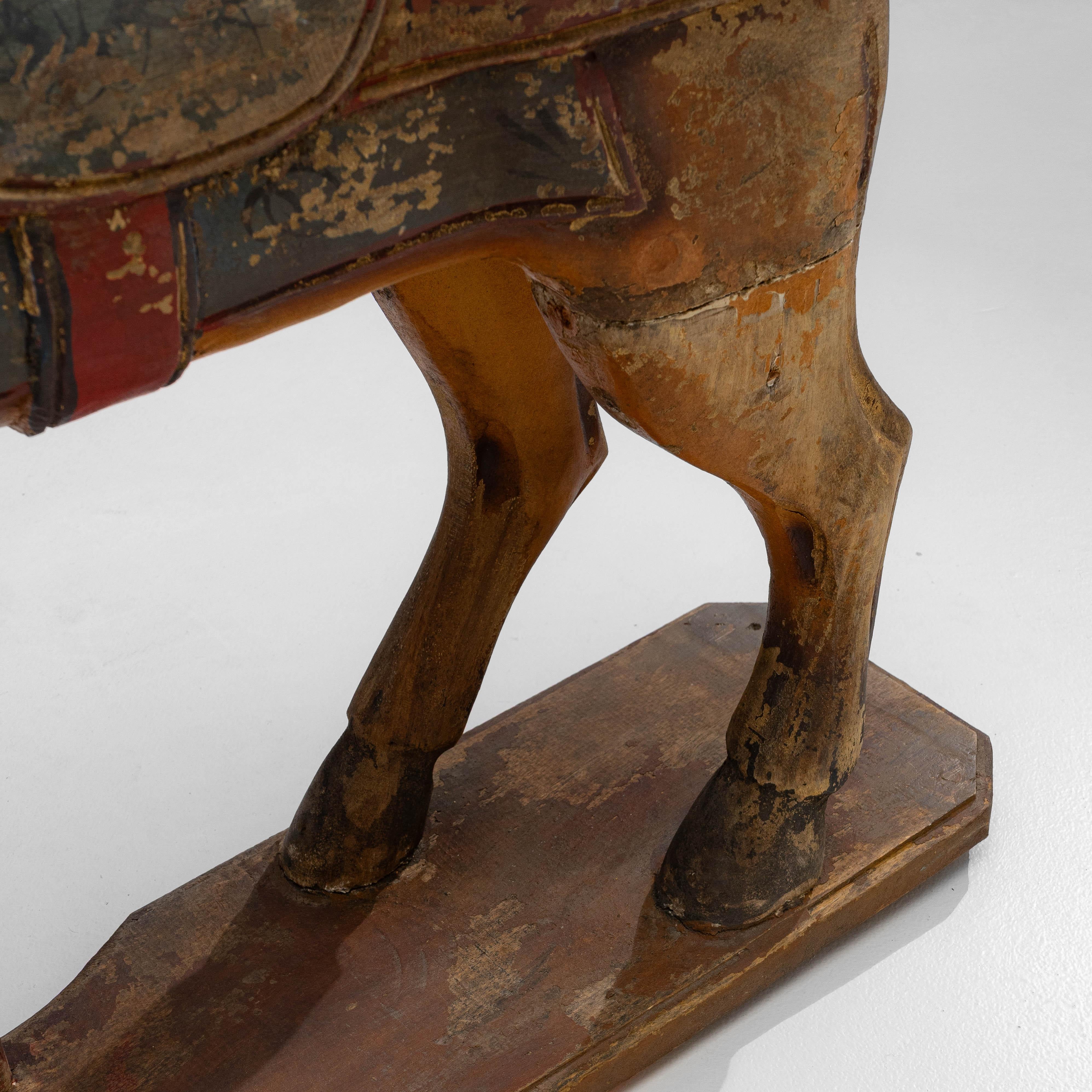 1920s French Hand-Carved Wooden Carousel Horse in vendita 4