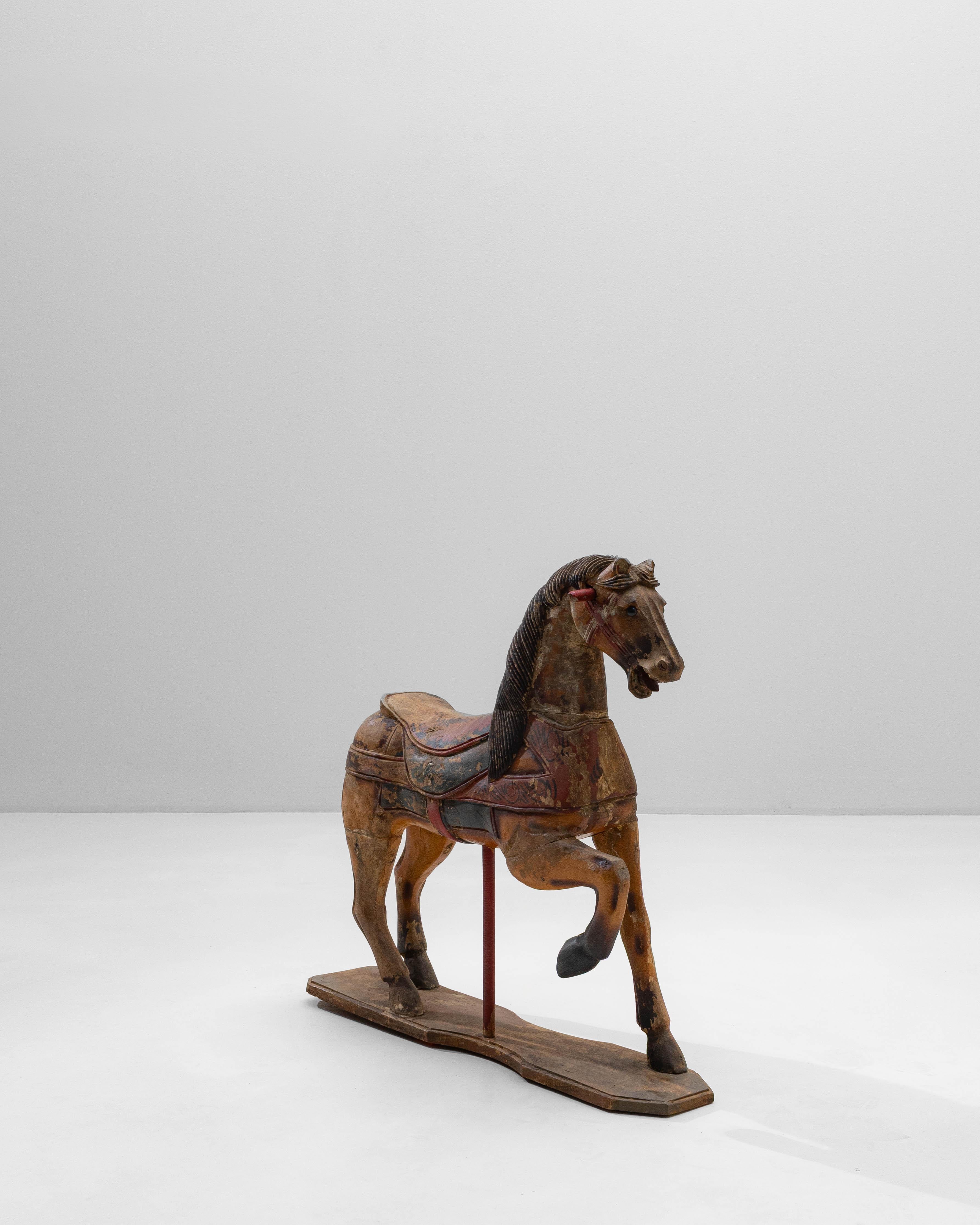 1920s French Hand-Carved Wooden Carousel Horse in vendita 1