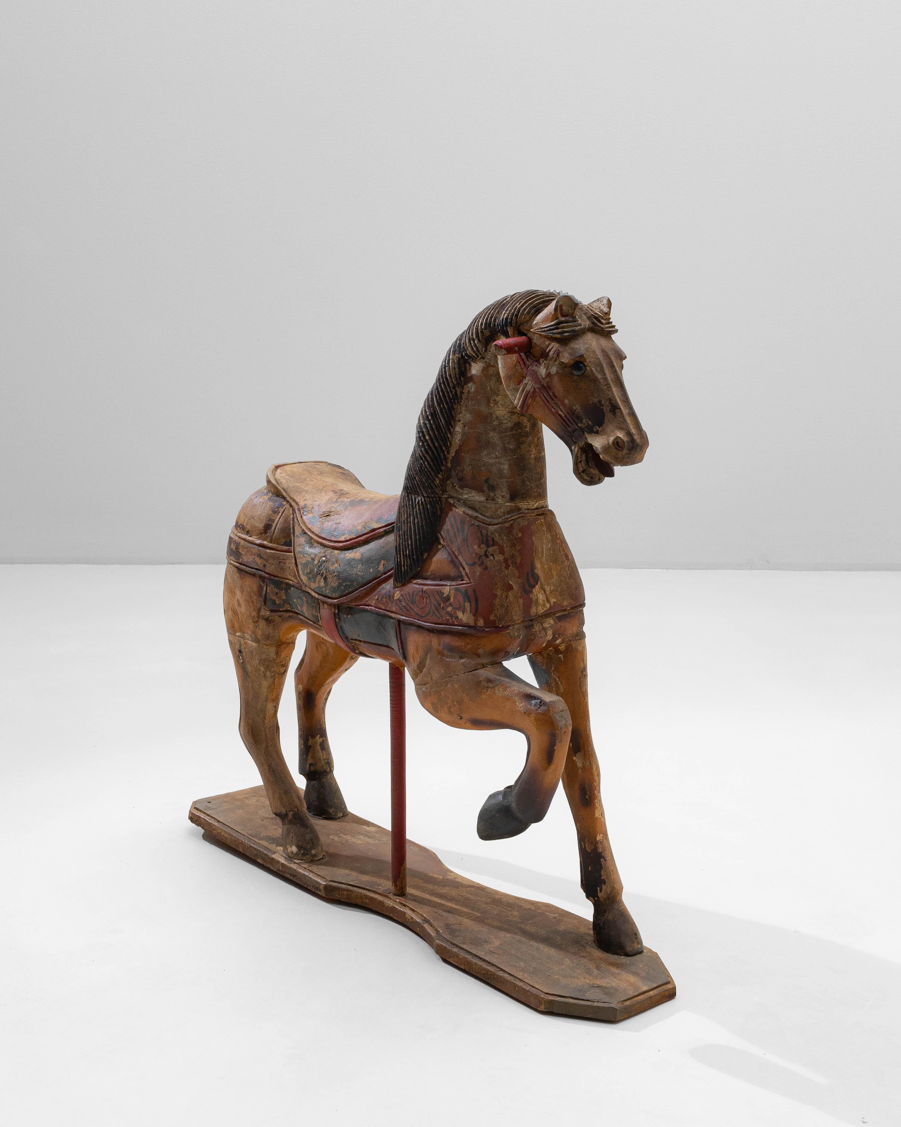 1920s French Hand-Carved Wooden Carousel Horse in vendita 2