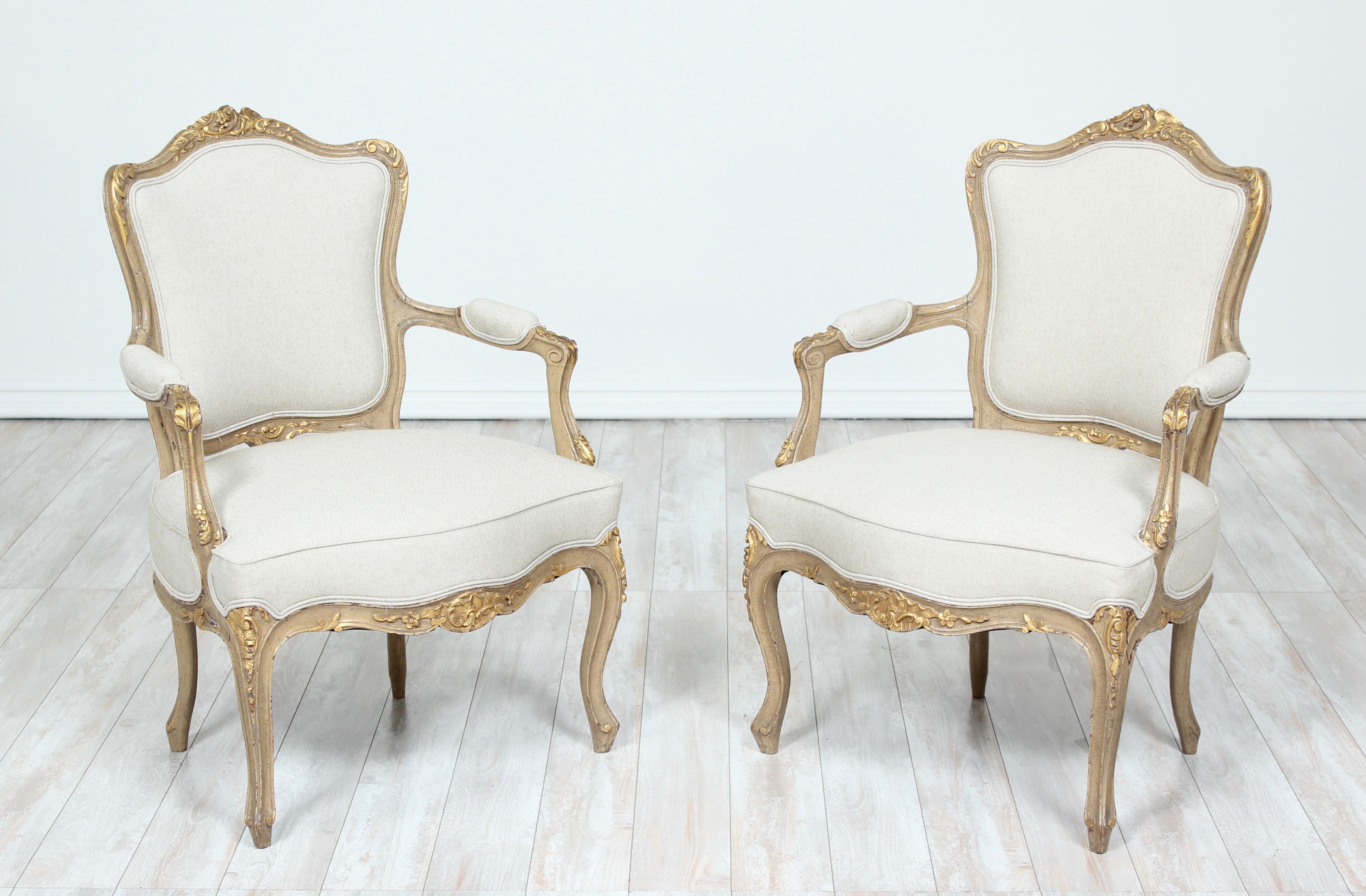 1920s French Louis XV Painted and Parcel-Gilt Armchairs, Pair In Good Condition In Los Angeles, CA