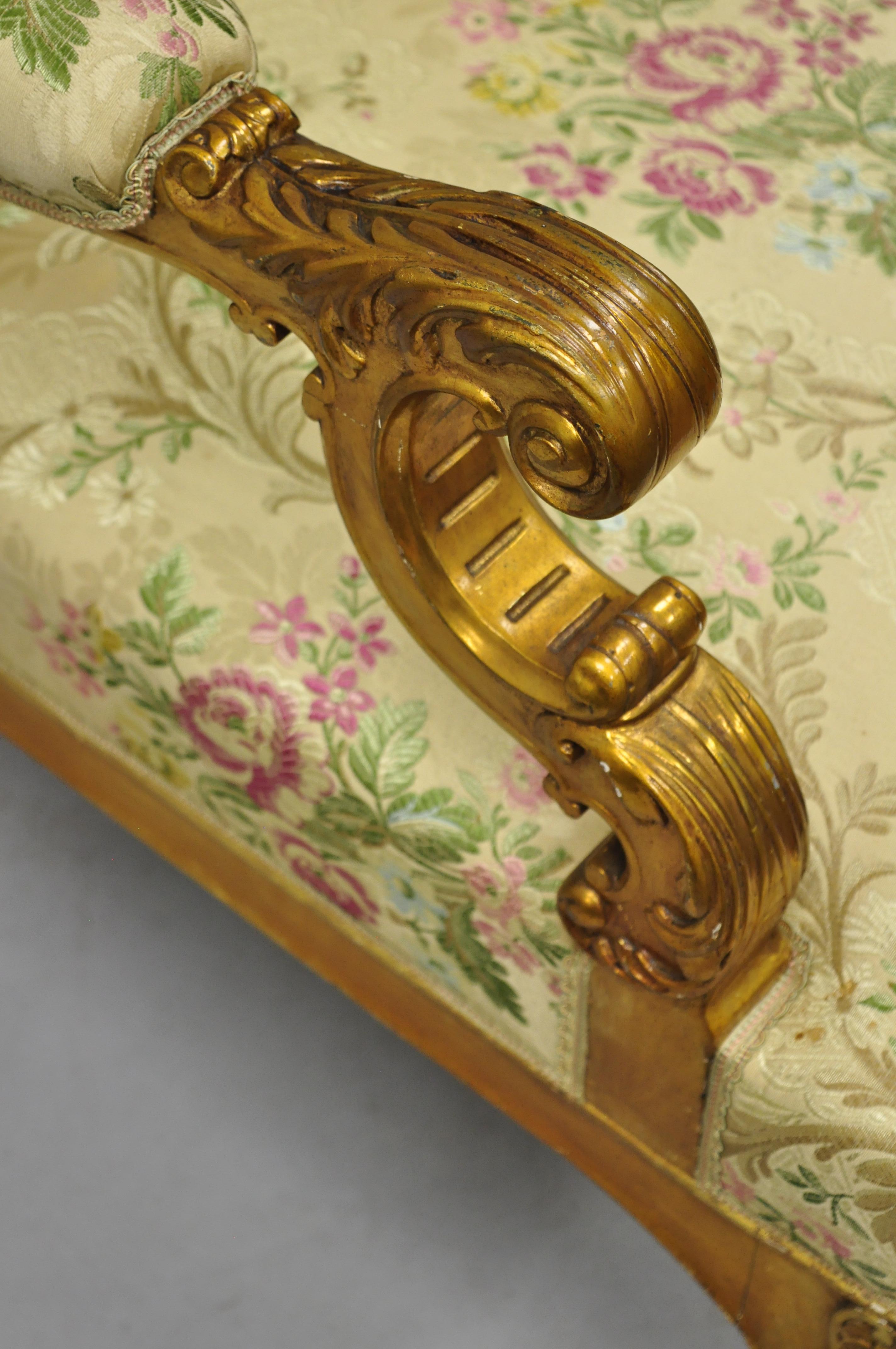 1920er Jahre Französischer Louis XV Rokoko-Sessel, vergoldeter Parlor-Sessel im Zustand „Gut“ in Philadelphia, PA