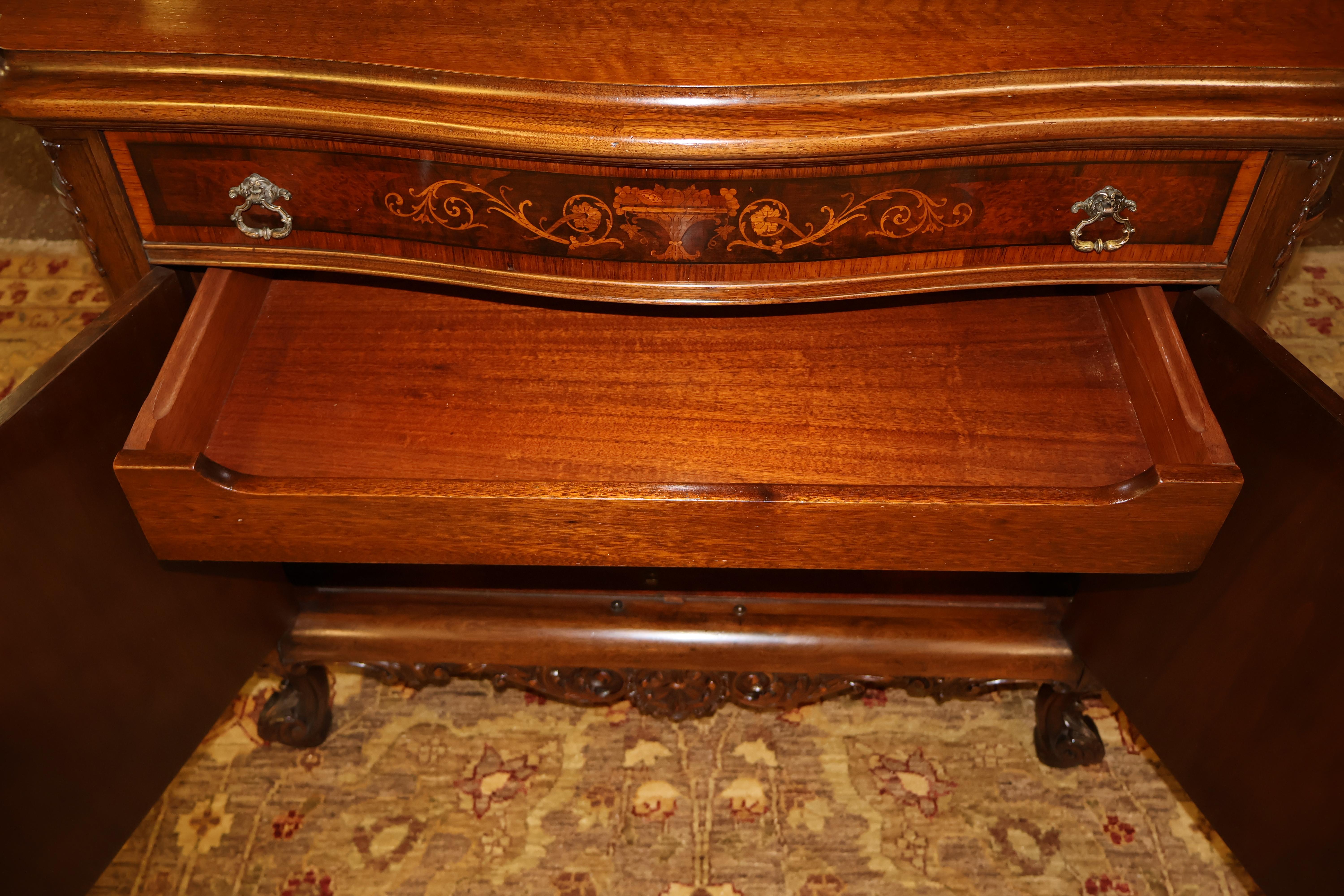 1920's French Louis XV Style Walnut Inlaid Commode Chest Server By Rockford  For Sale 7