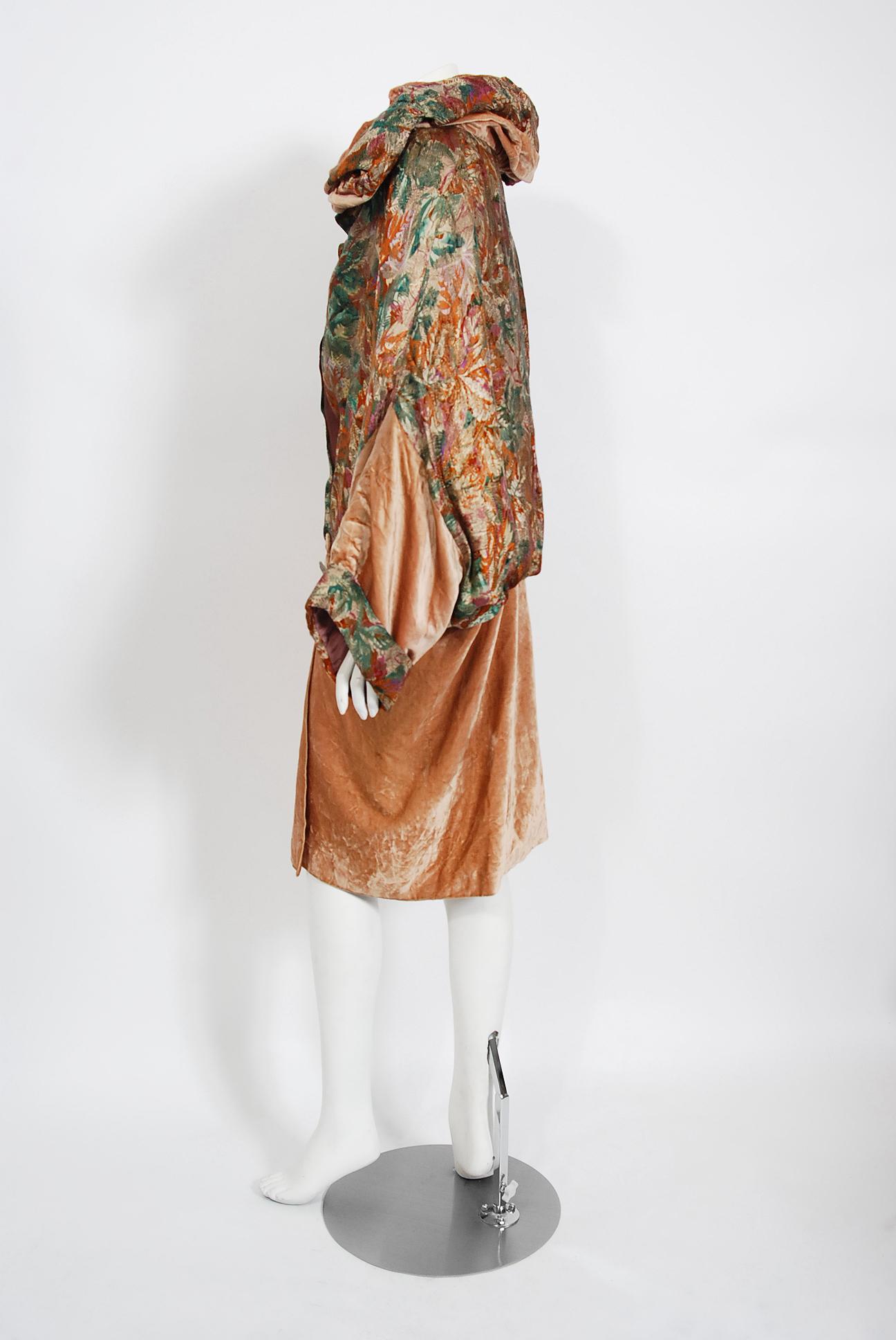 Edwardian Vintage Velvet Embroidered Womens Cocoon Coat Jacket Halloween C036 
