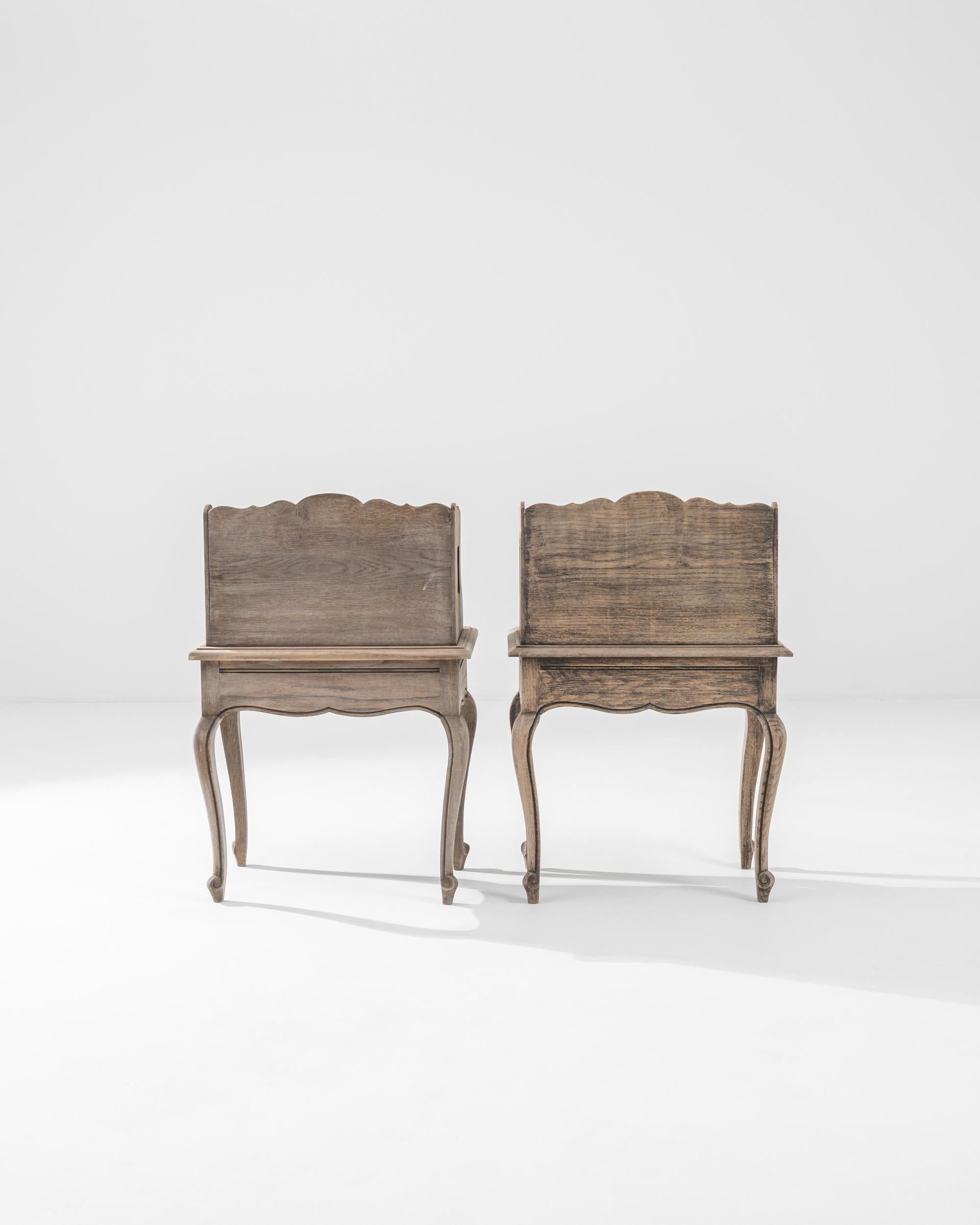 1920s French Oak Bedside Tables, a Pair In Good Condition In High Point, NC