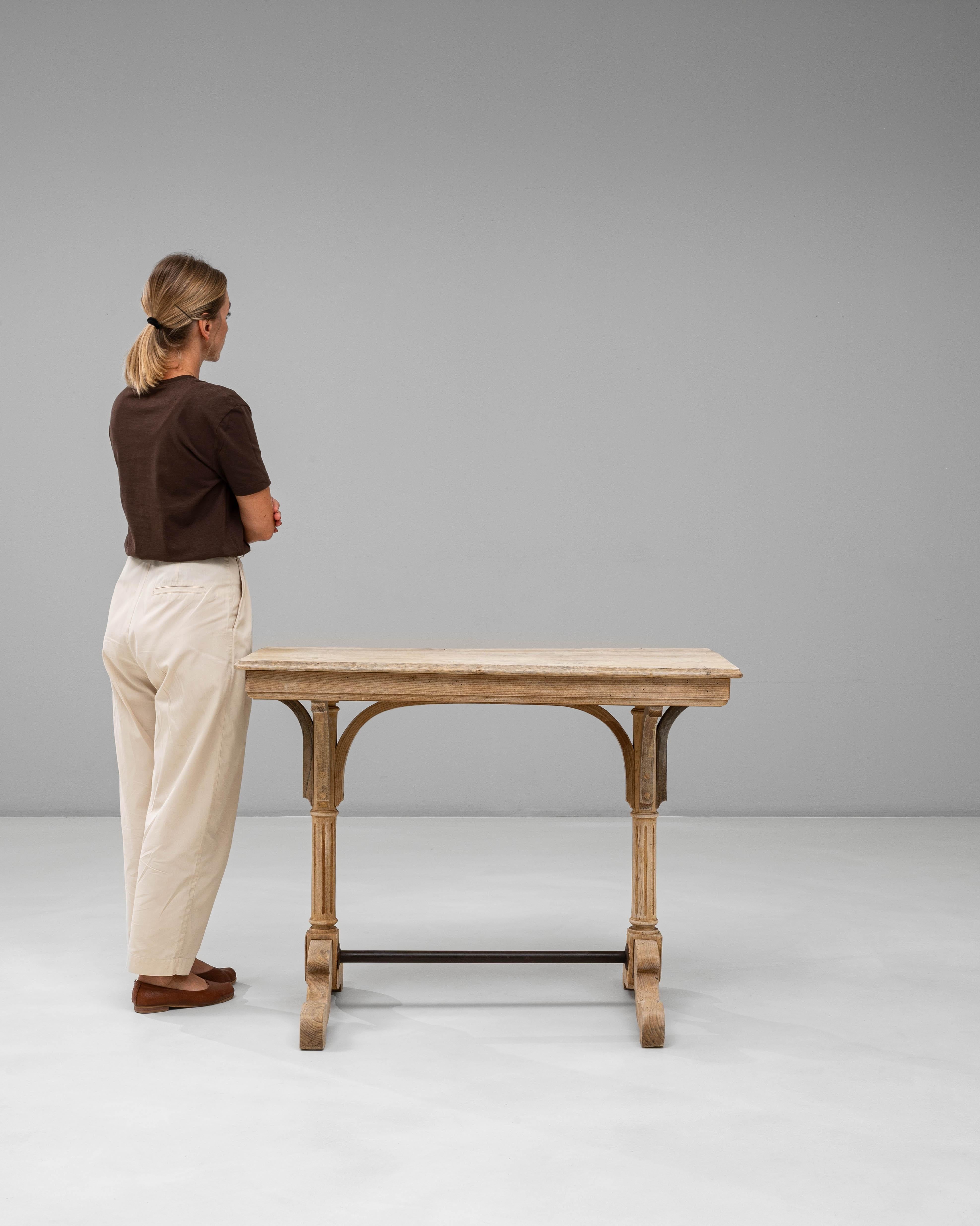 1920s French Oak Bistro Table In Good Condition For Sale In High Point, NC