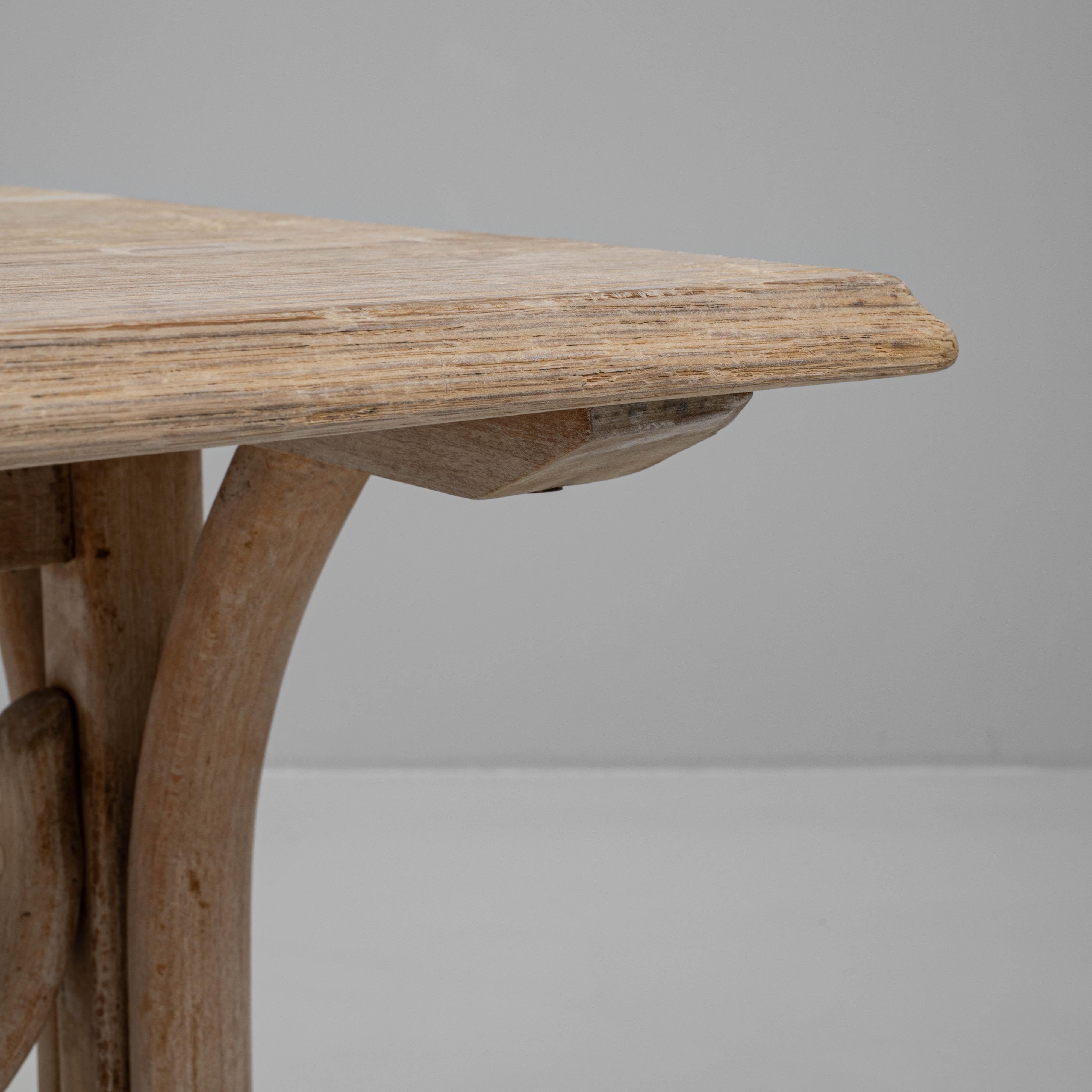 1920s French Oak Side Table en venta 2