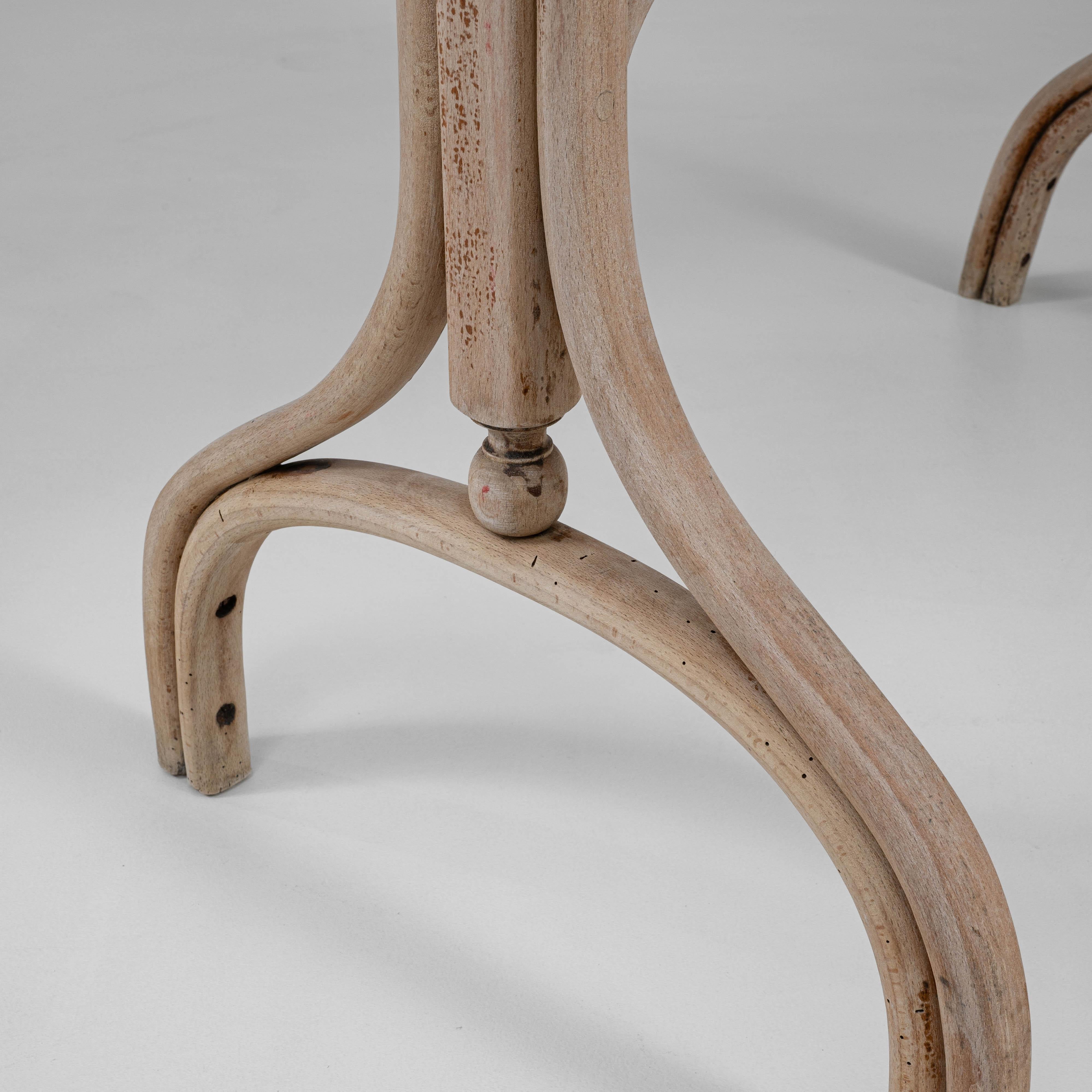 1920s French Oak Side Table en venta 3