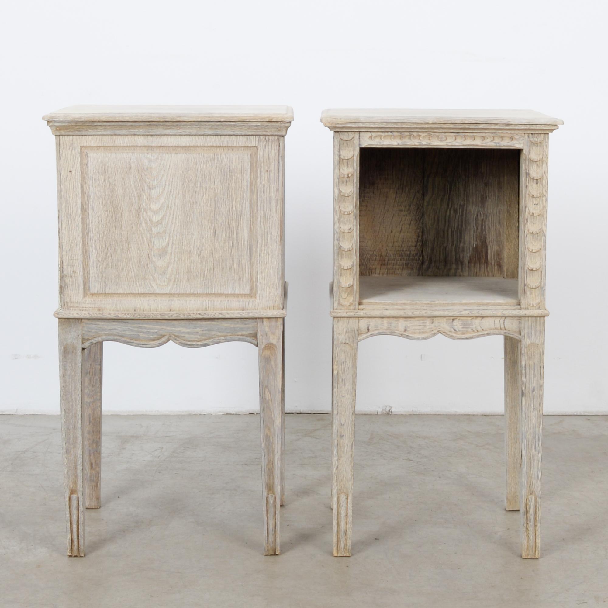 1920s French Oak Side Tables, a Pair 1